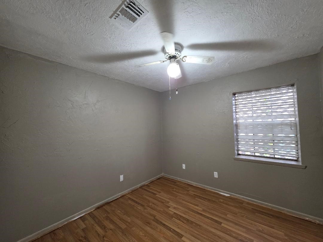 2414 Goldenrod Street Property Photo 12