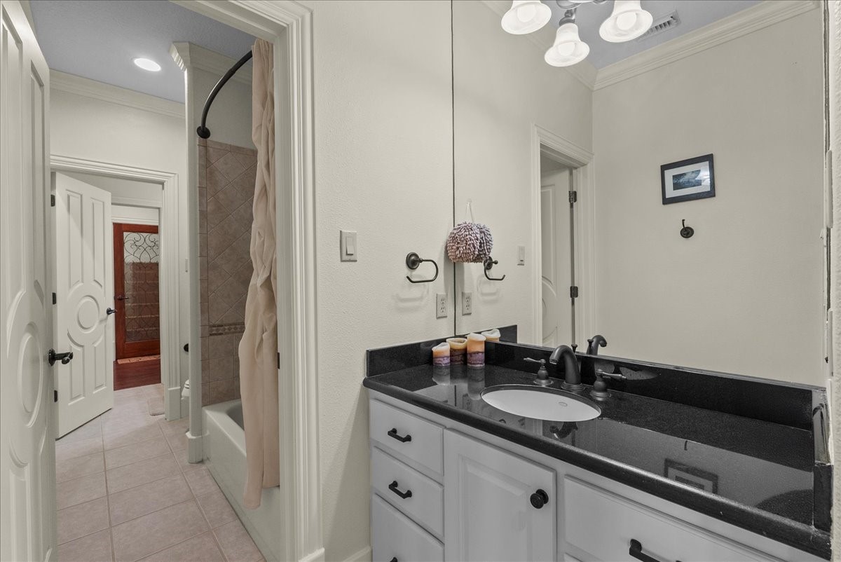 541 Villa Drive Property Photo 37