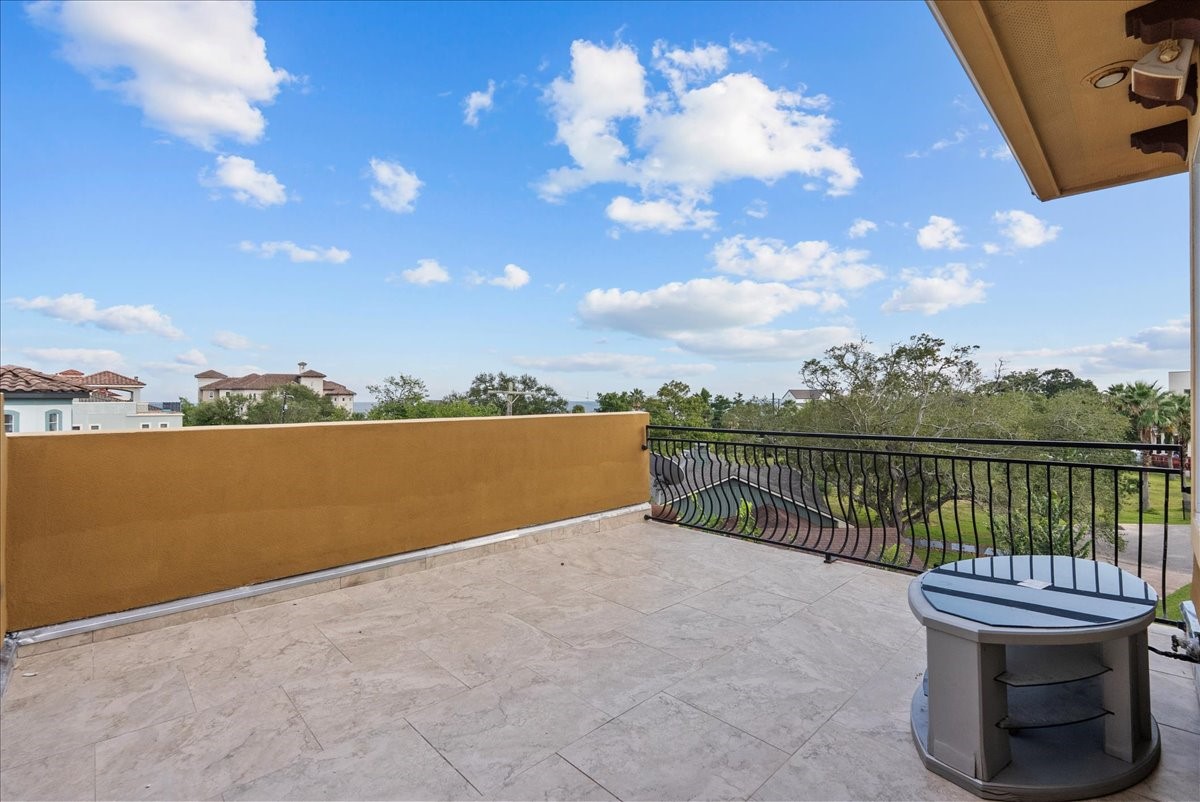 541 Villa Drive Property Photo 44