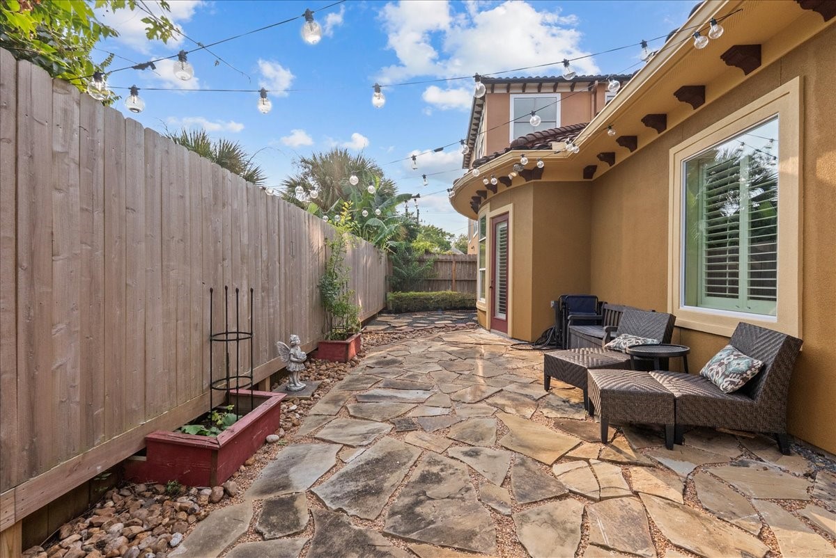 541 Villa Drive Property Photo 46