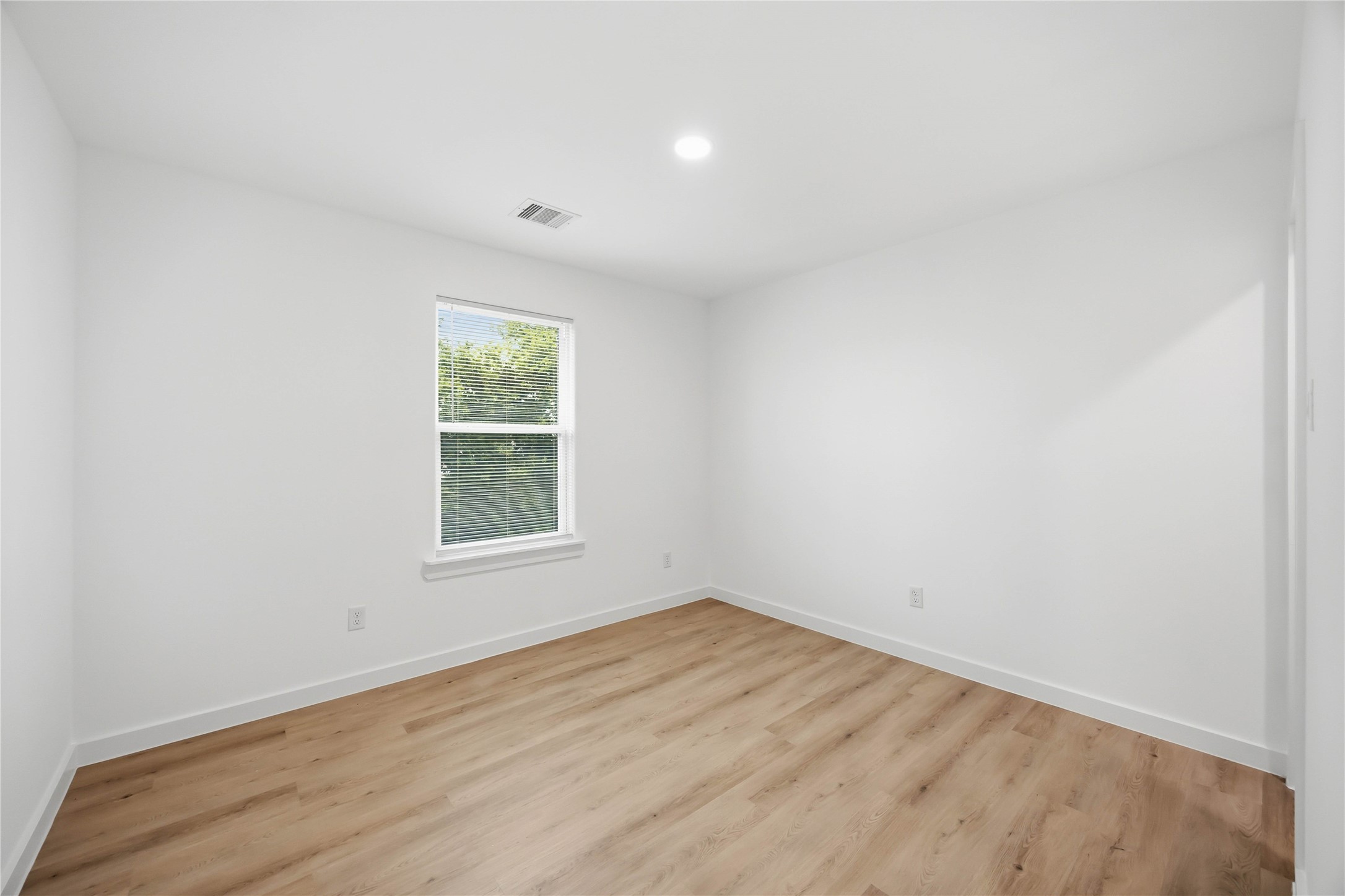 7946 Fields Street B Property Photo 13