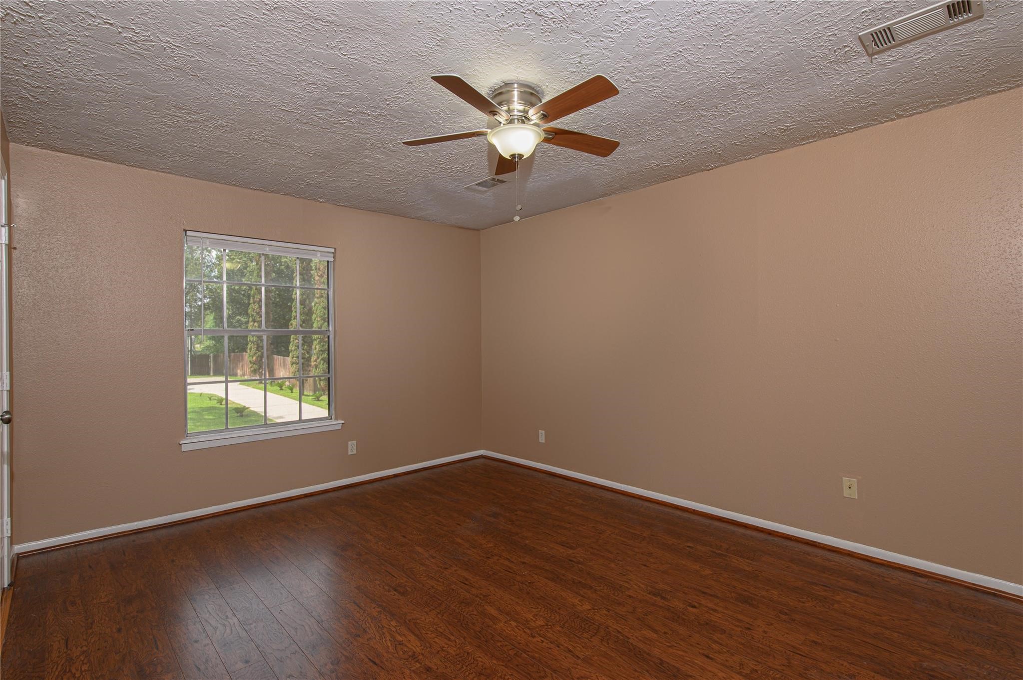20339 Fieldtree Drive Property Photo 16