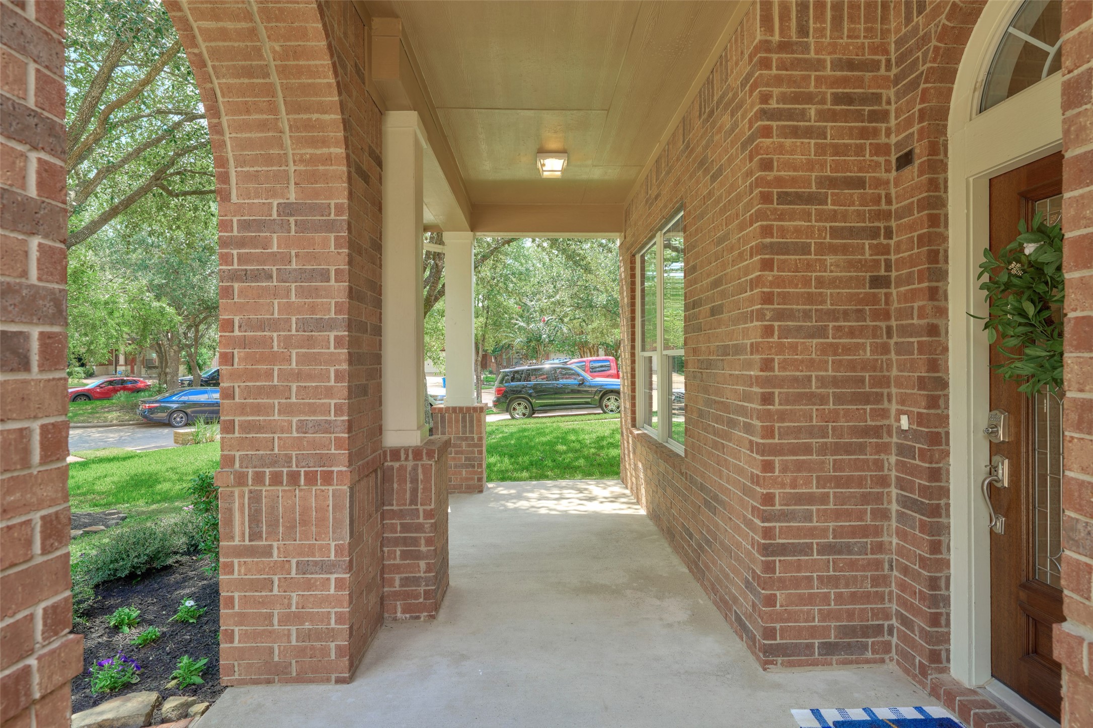 18503 S Raven Shore Drive Property Photo 5