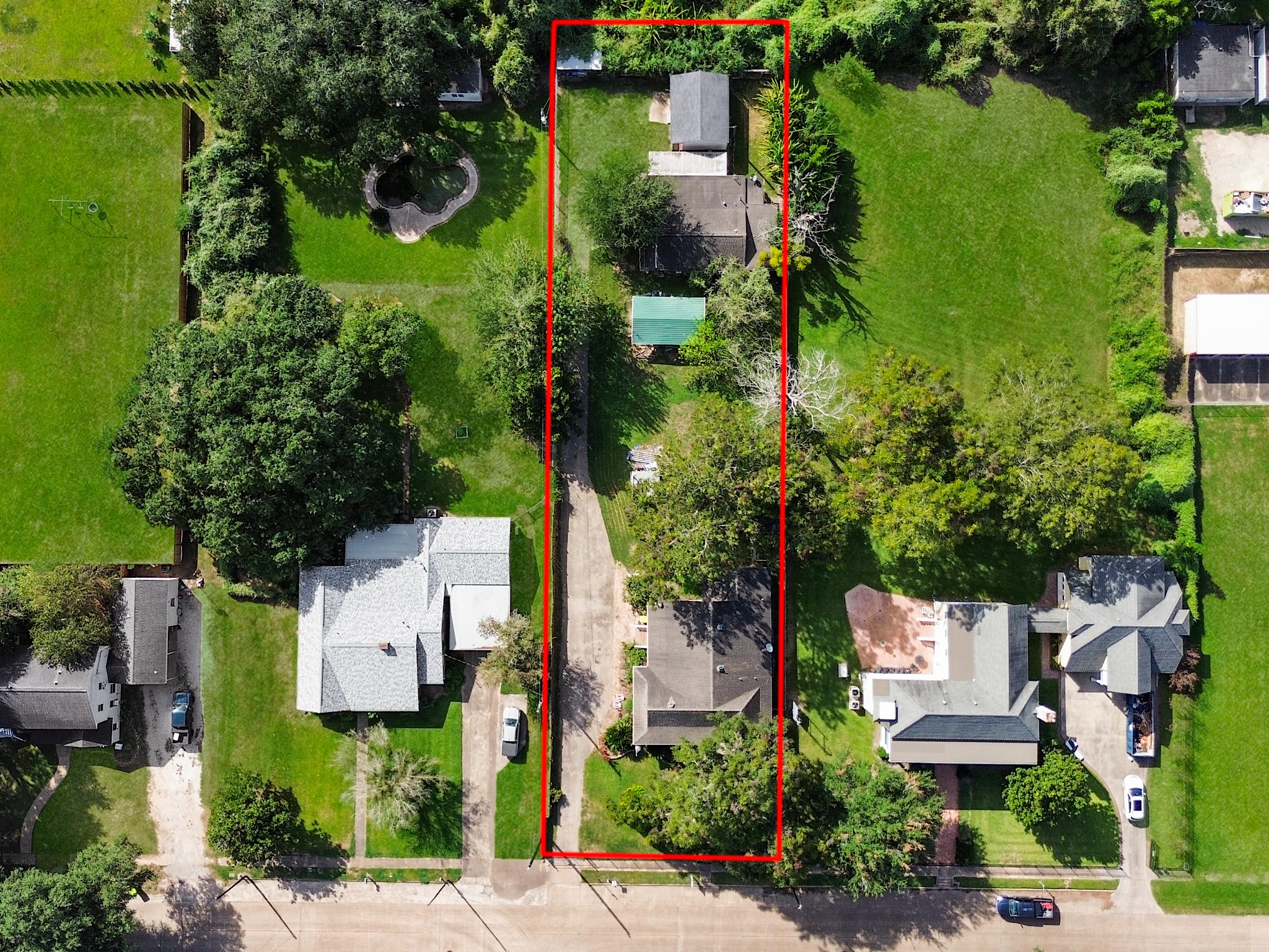 307 N Resident Street Property Photo 2