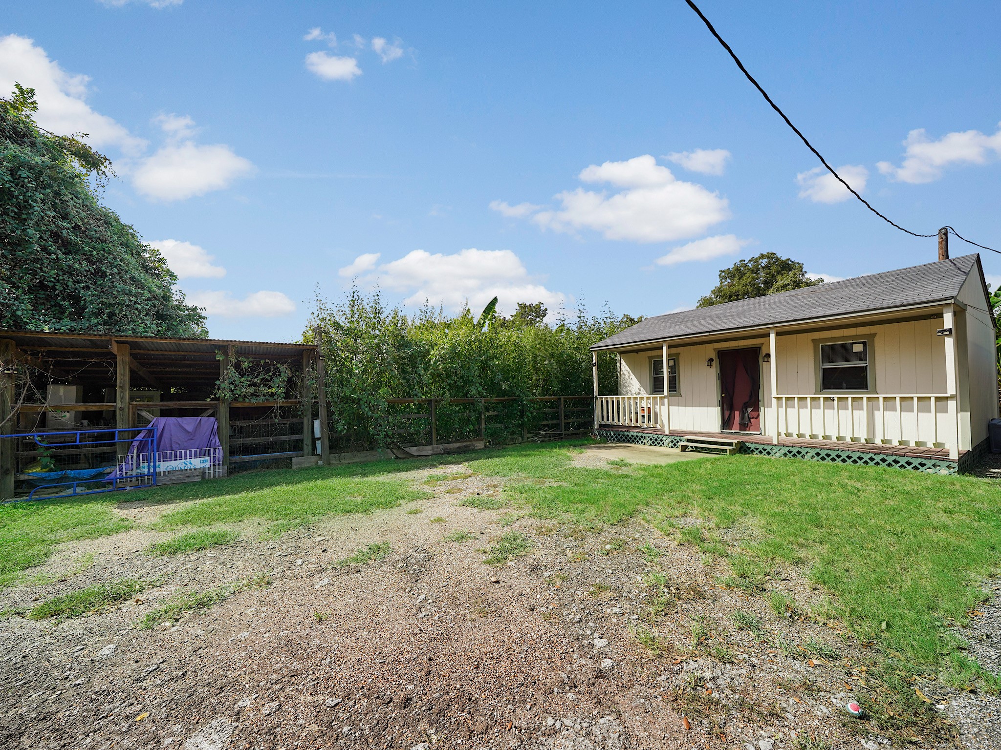 307 N Resident Street Property Photo 36