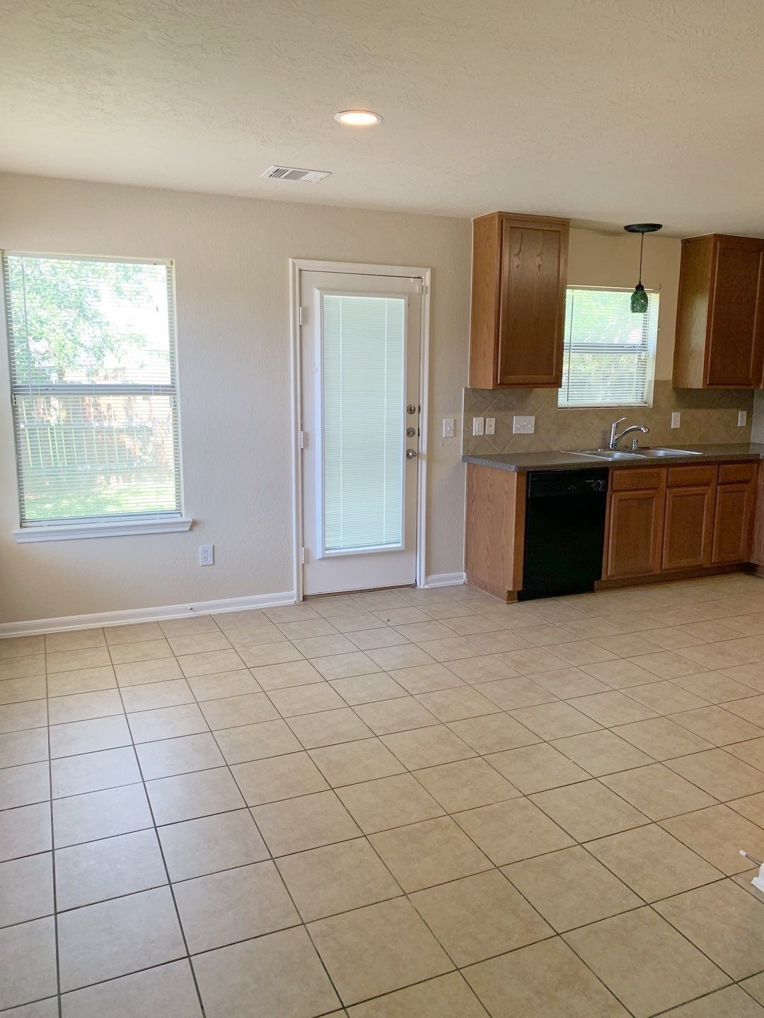 7207 Liberty Mesa Property Photo 4