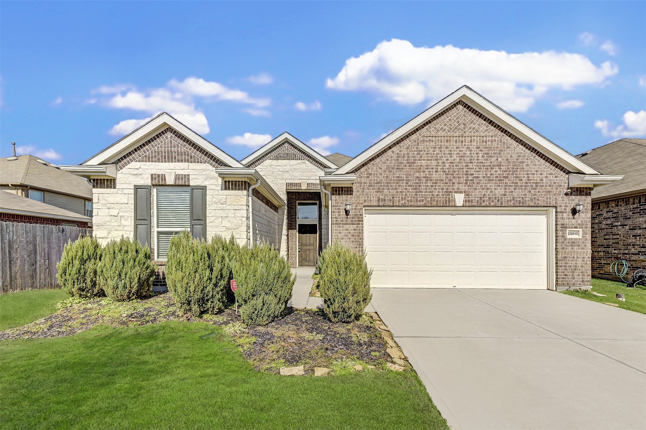 22610 Strathmore Drive Property Photo