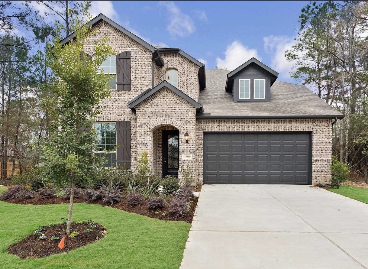 17111 Crimson Crest Drive Property Photo 1