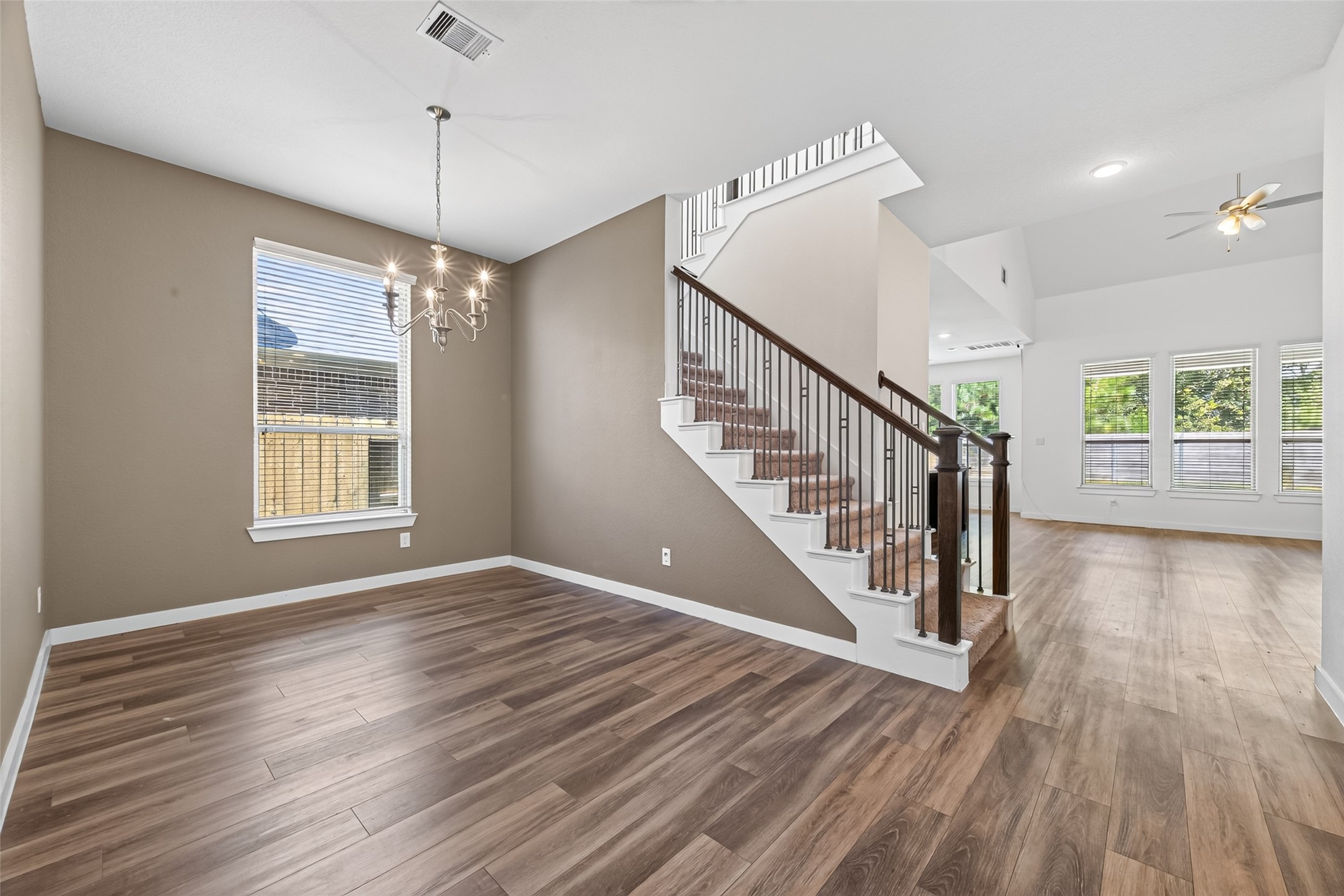 17111 Crimson Crest Drive Property Photo 10