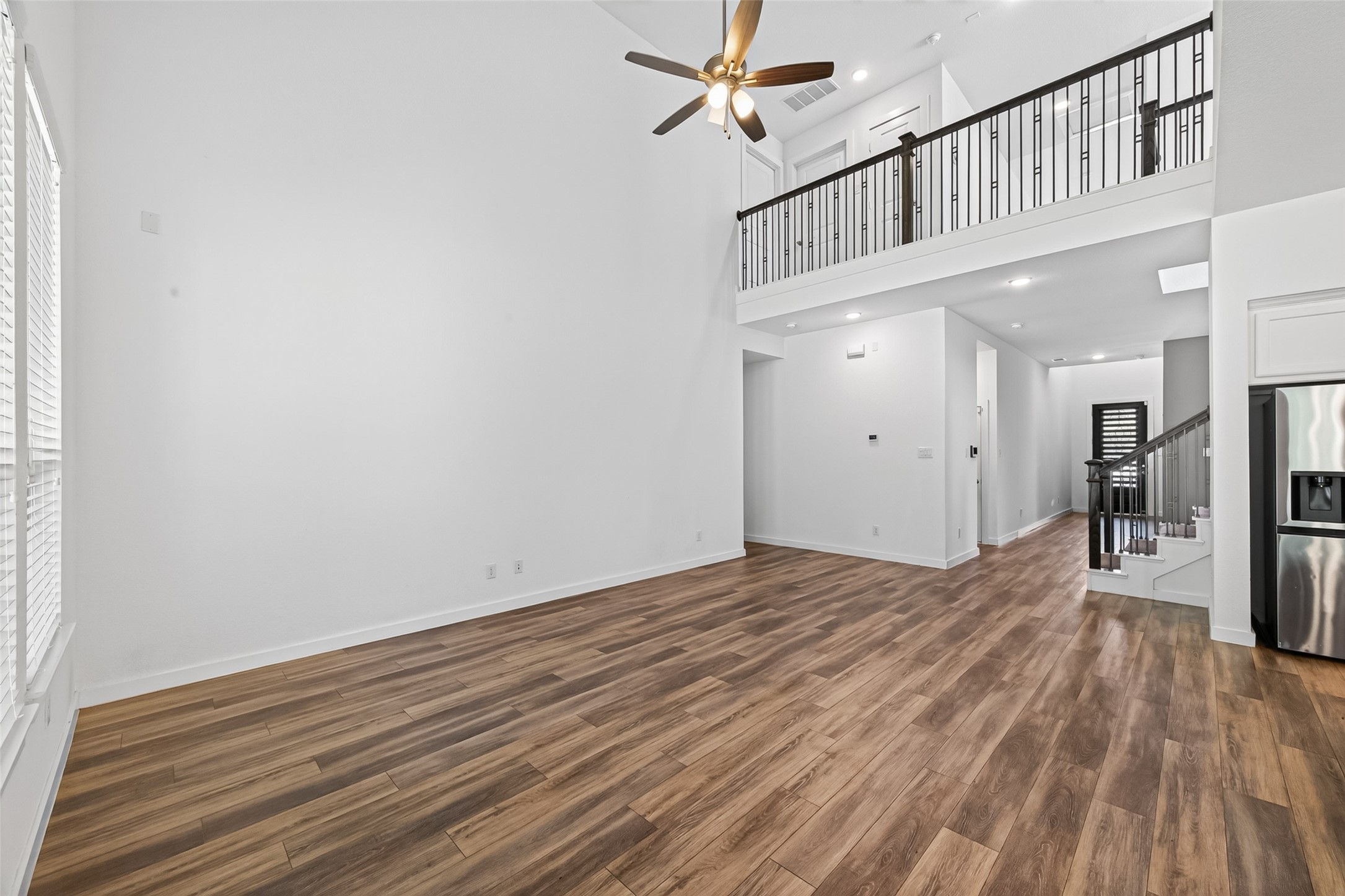 17111 Crimson Crest Drive Property Photo 13