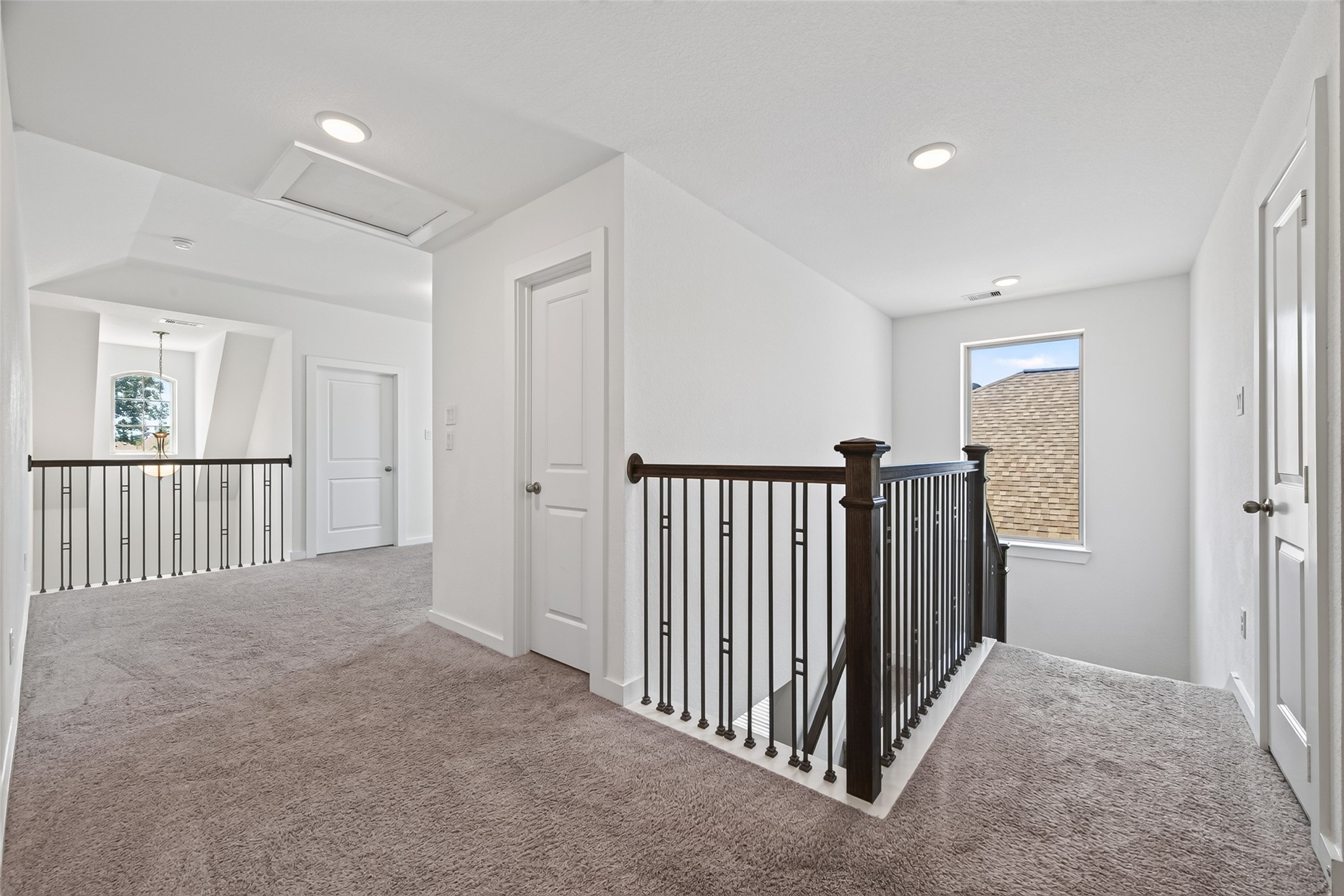 17111 Crimson Crest Drive Property Photo 25