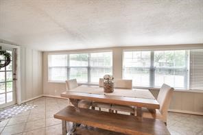 902 W 42nd Street Property Photo 8