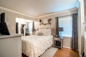 902 W 42nd Street Property Photo 9