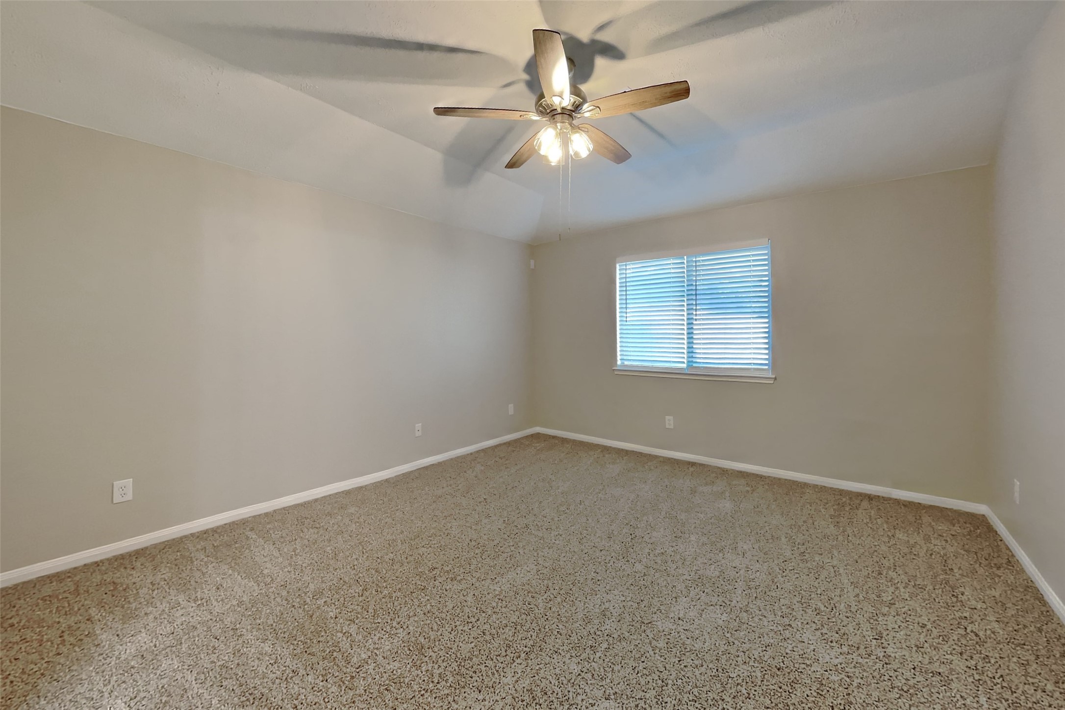 20607 Spring Aspen Lane Property Photo 8