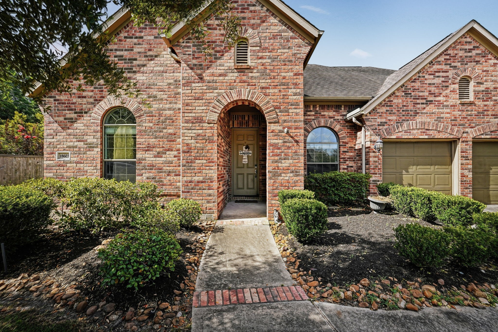 18603 Landrum Point Lane Property Photo 5