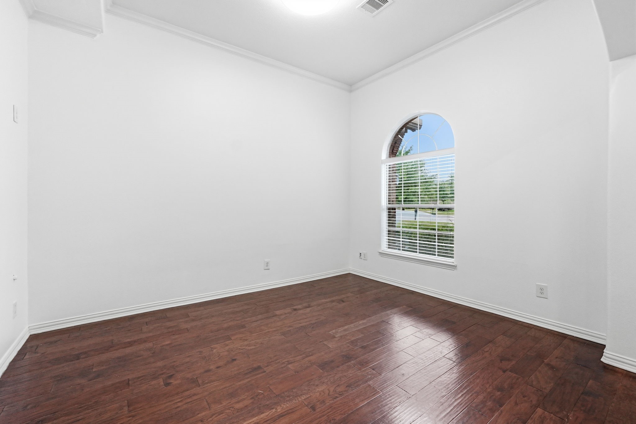 18603 Landrum Point Lane Property Photo 8