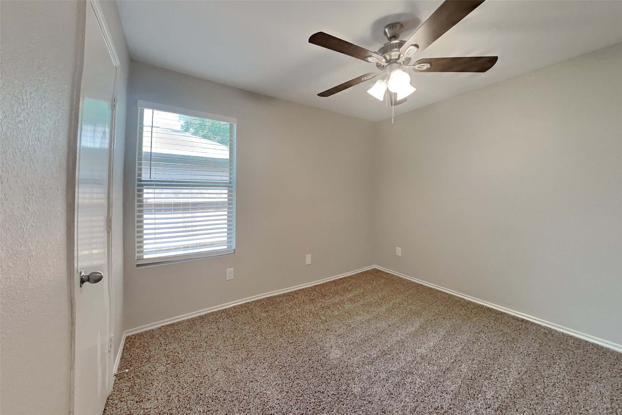 804 Lovebug Lane Property Photo 12