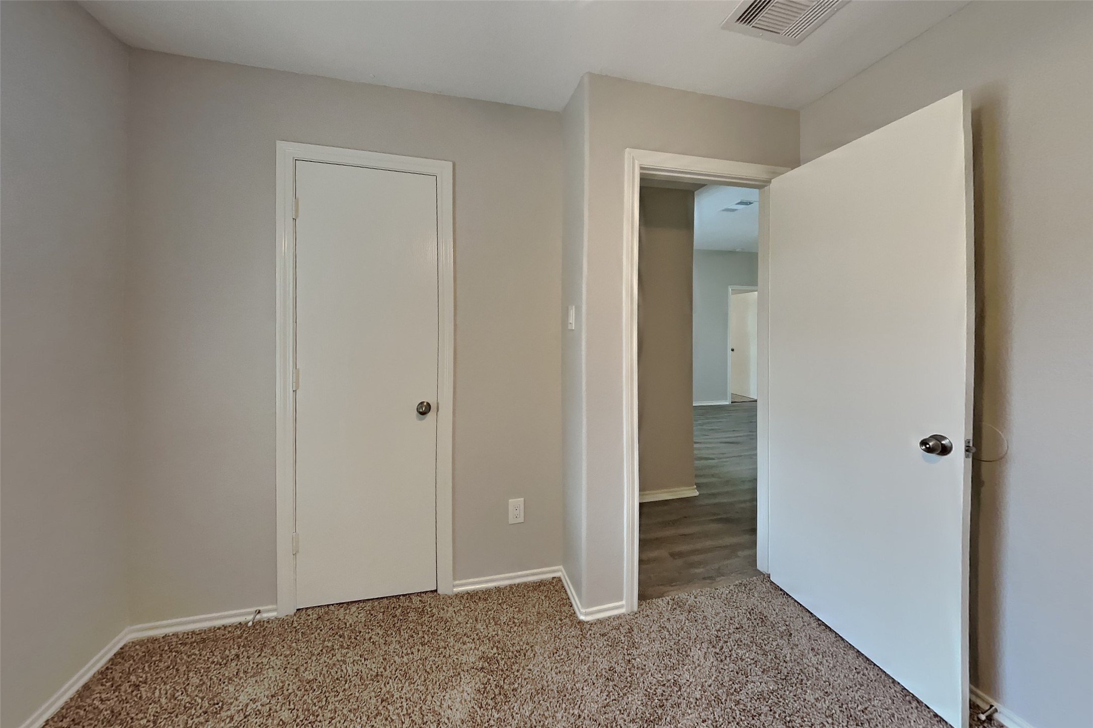 804 Lovebug Lane Property Photo 14