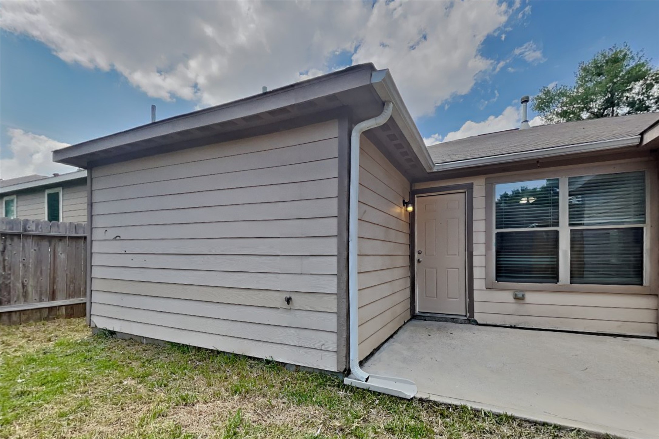 804 Lovebug Lane Property Photo 17
