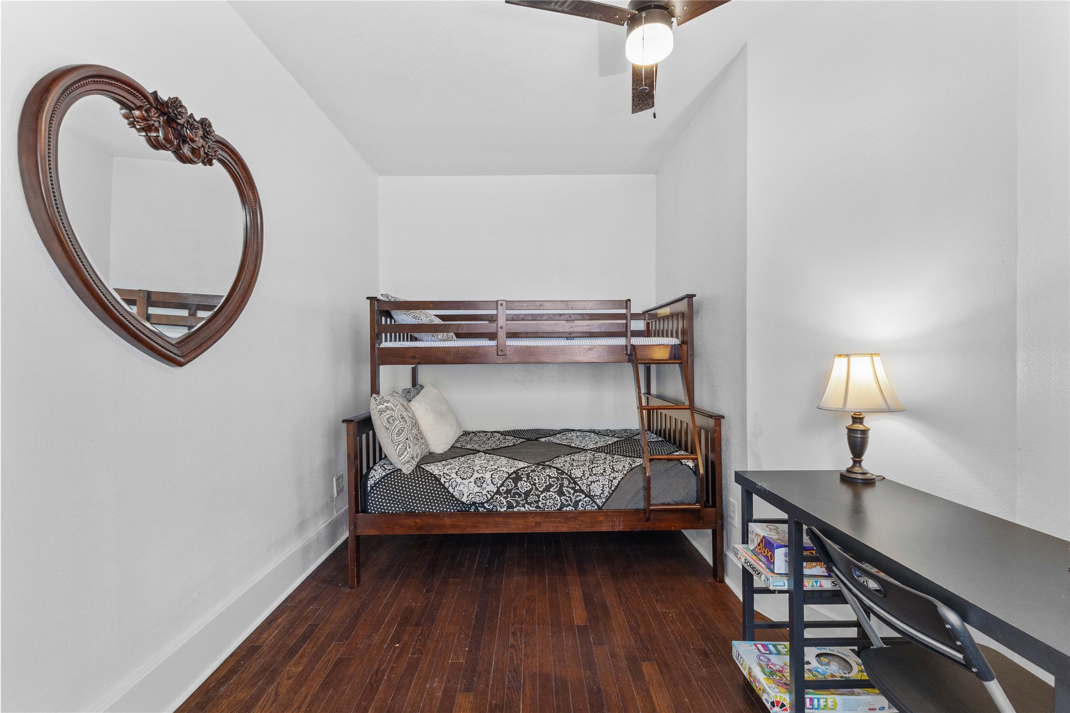 2511 Whitney A Property Photo 22