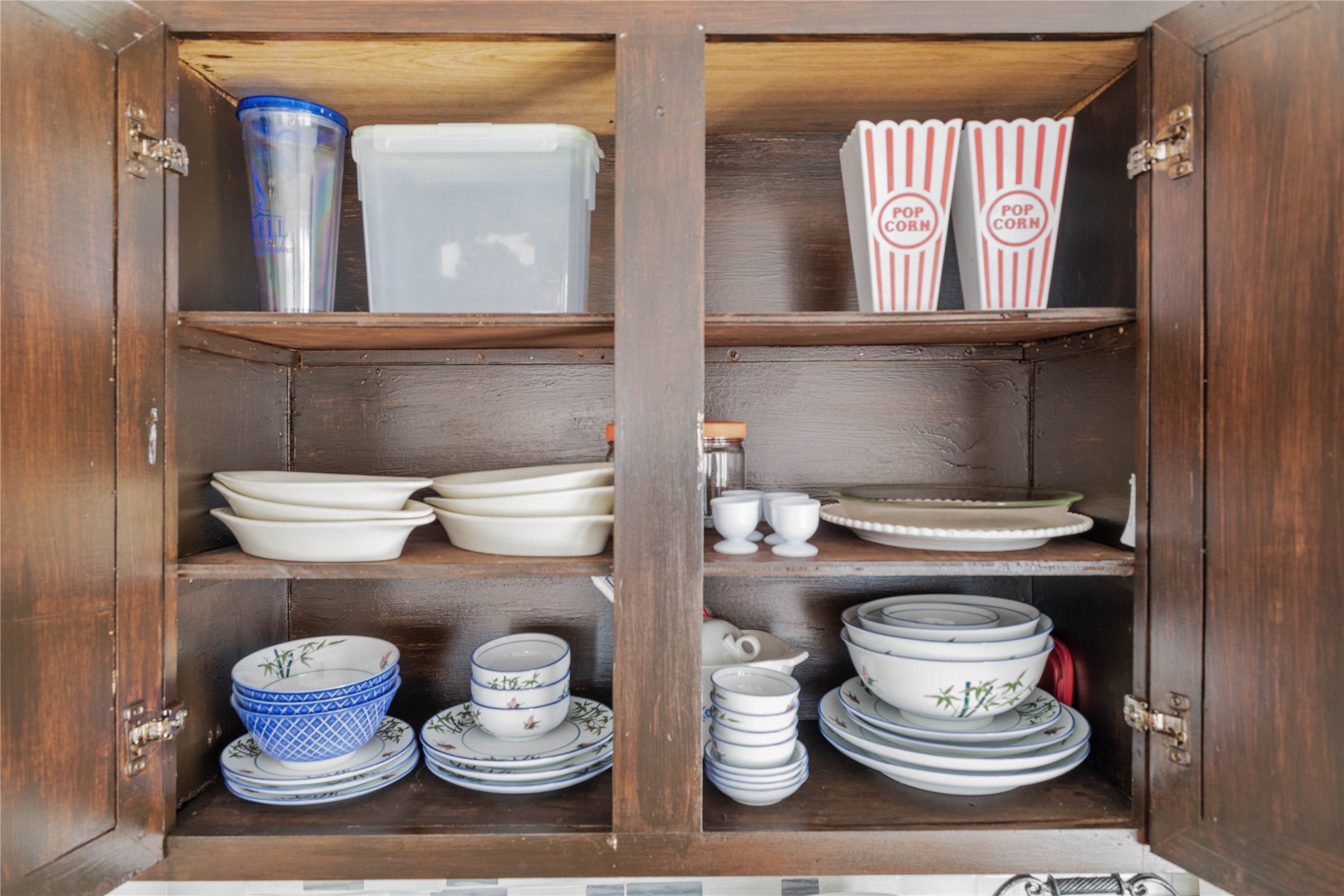 2511 Whitney A Property Photo 23