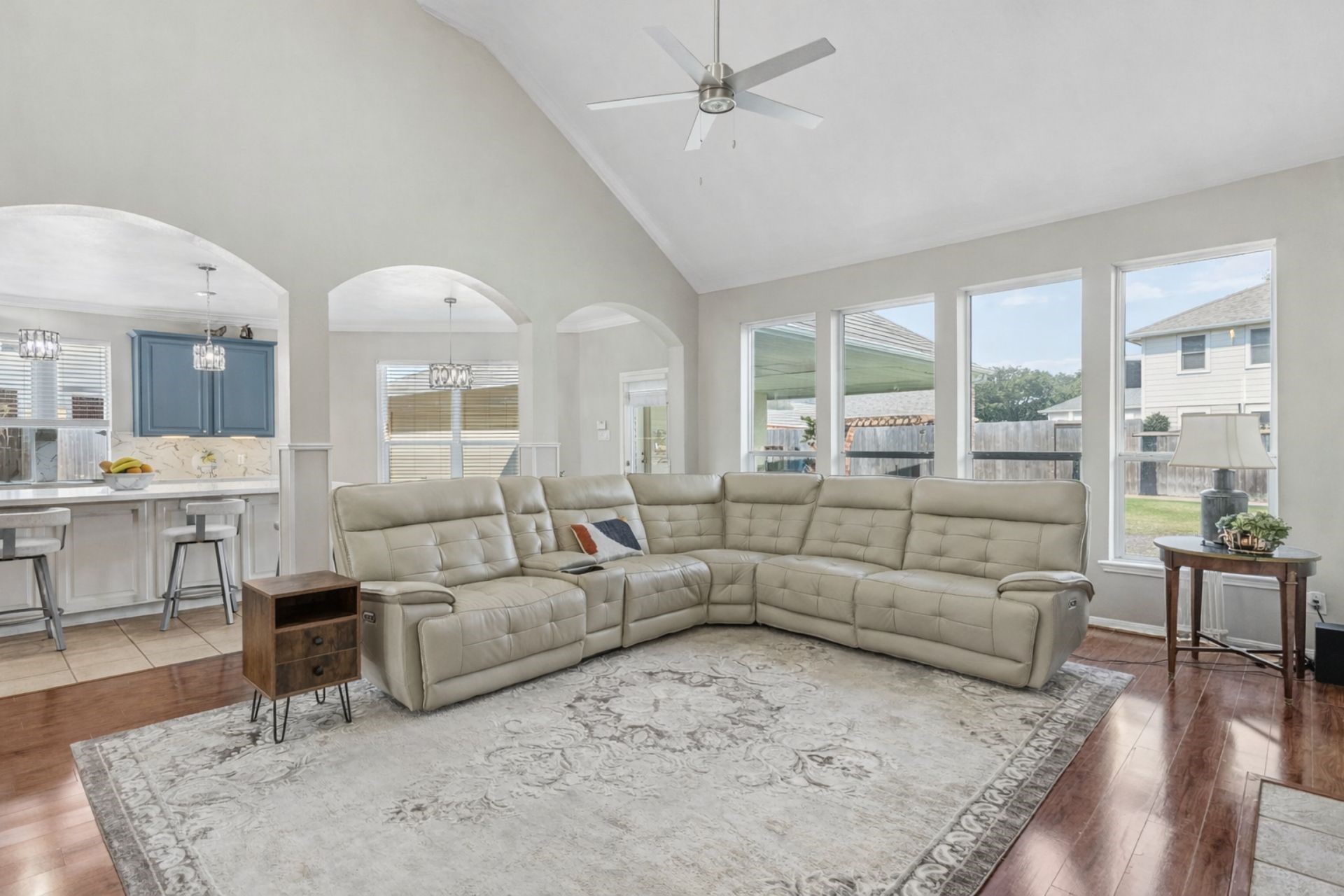 14010 Sea Myrtle Lane Property Photo 6