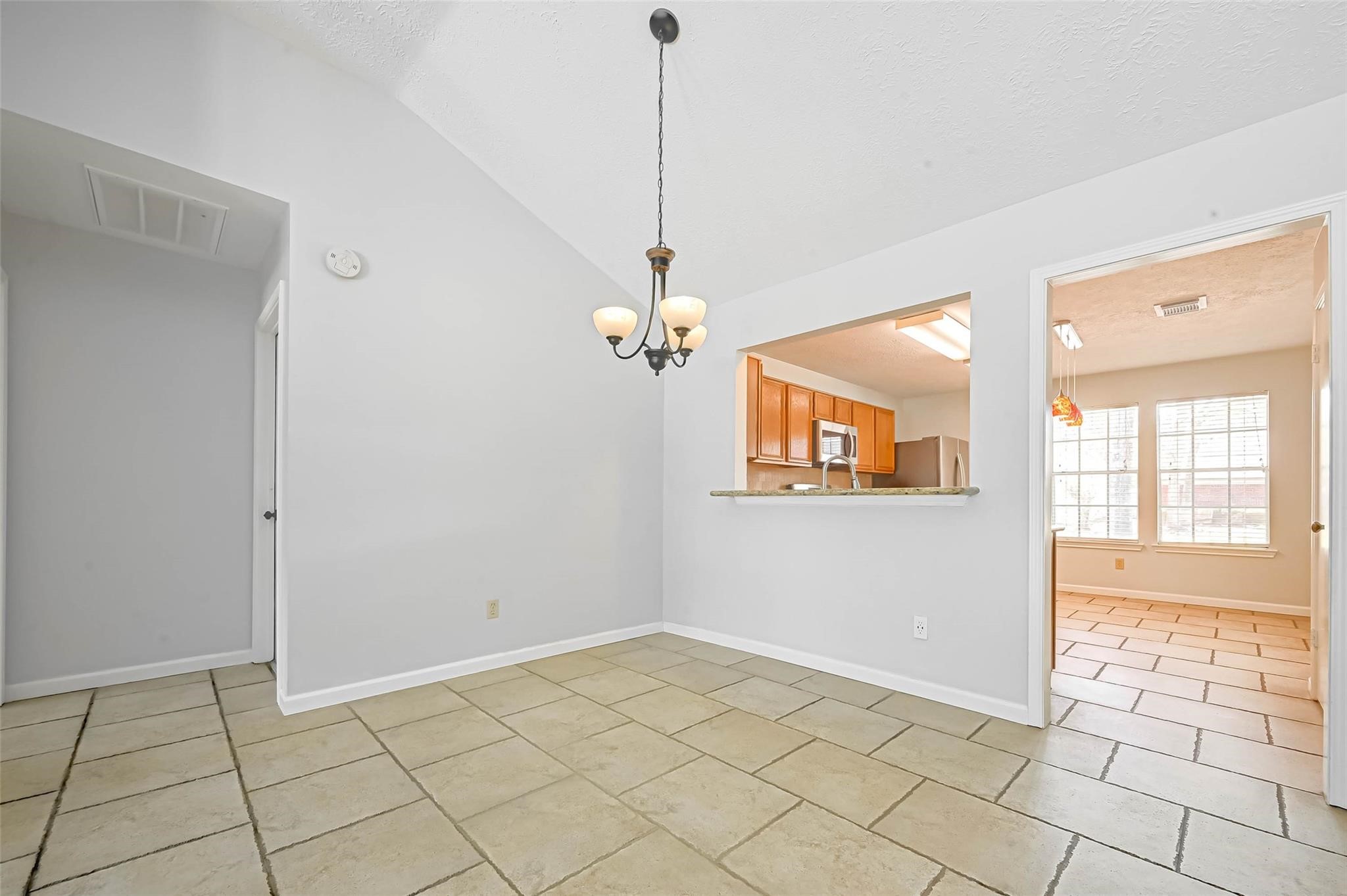 16027 Surrey Woods Drive Property Photo 5
