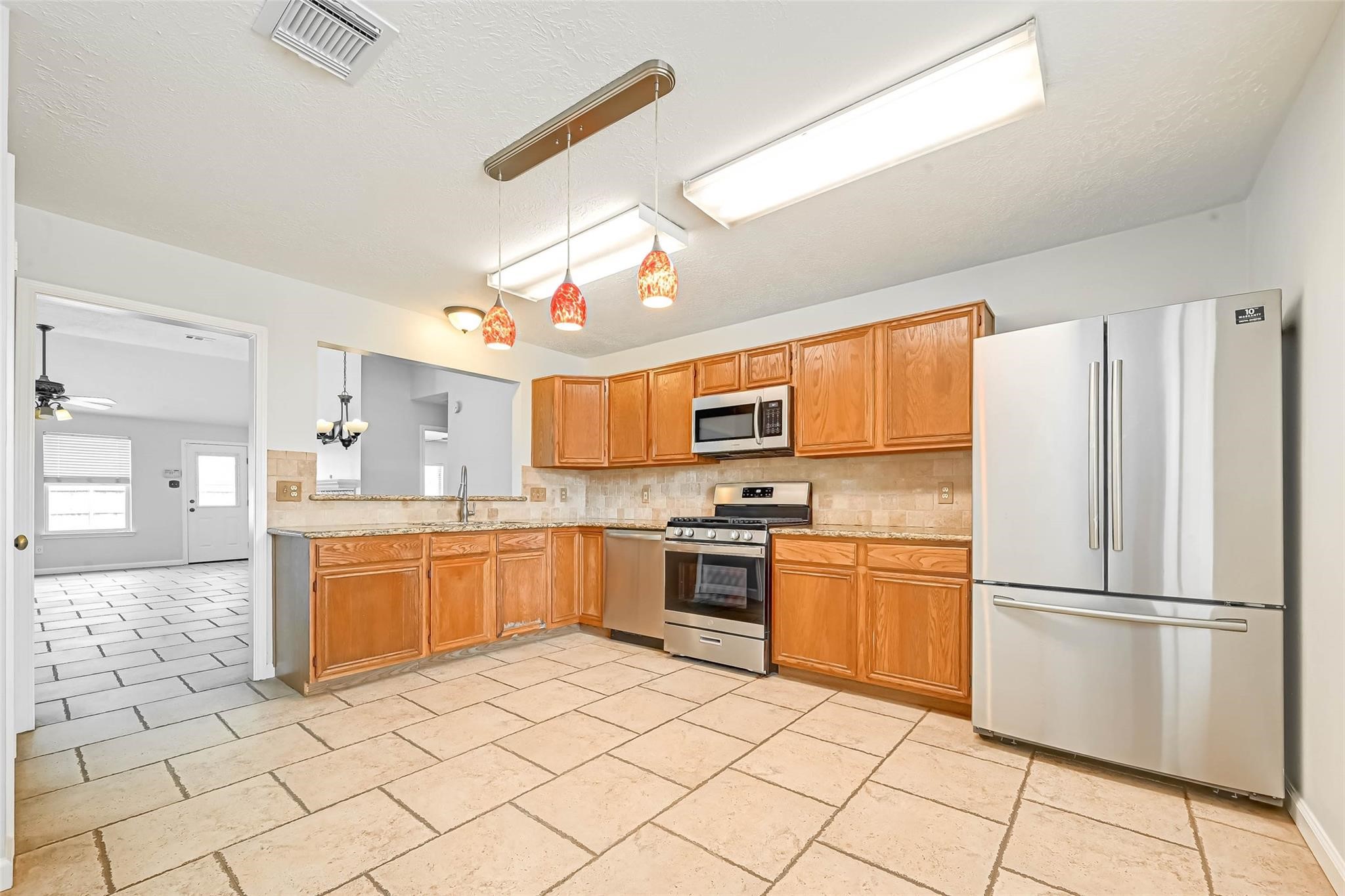 16027 Surrey Woods Drive Property Photo 8