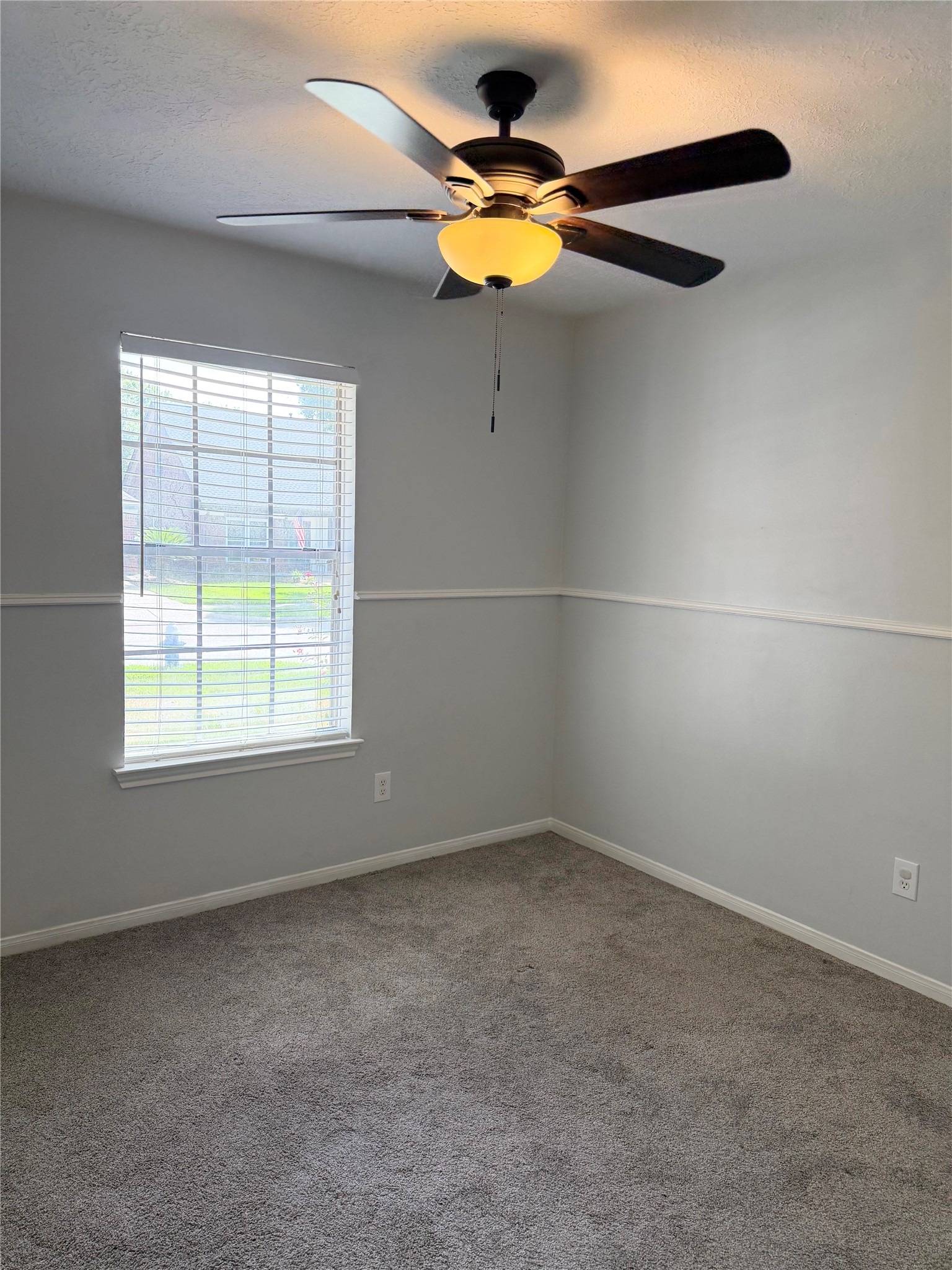16027 Surrey Woods Drive Property Photo 14