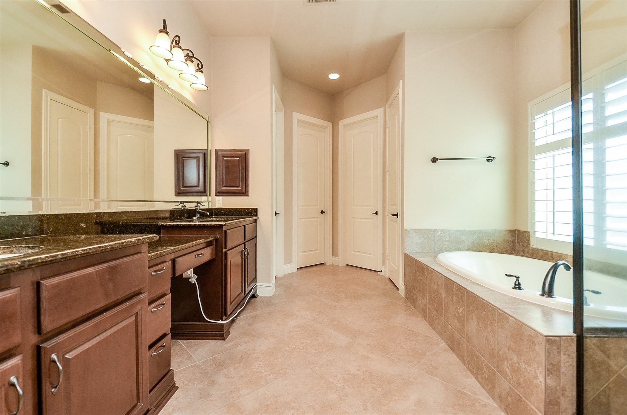 2239 Monarch Terrace Drive Property Photo 15