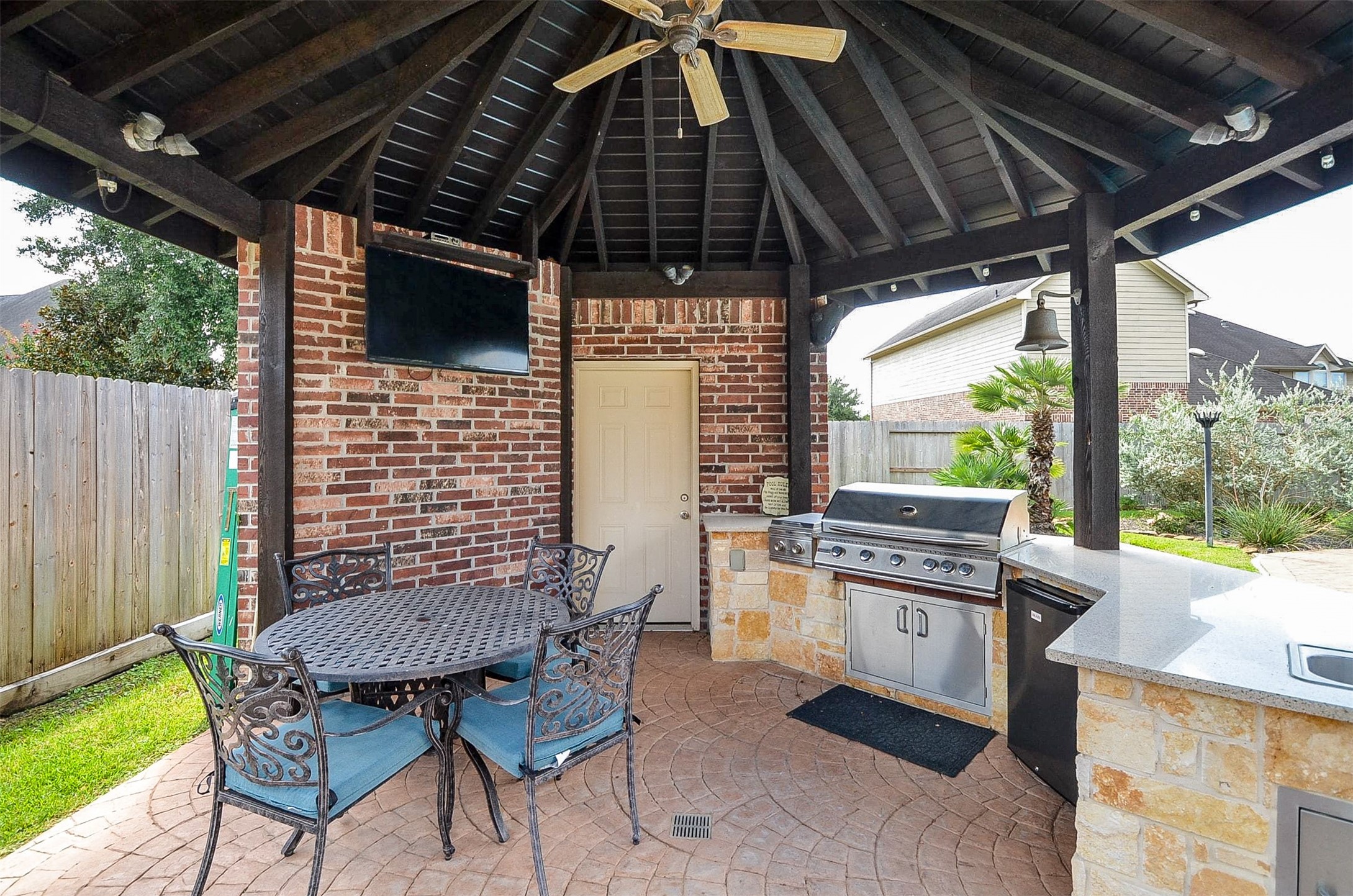 2239 Monarch Terrace Drive Property Photo 32