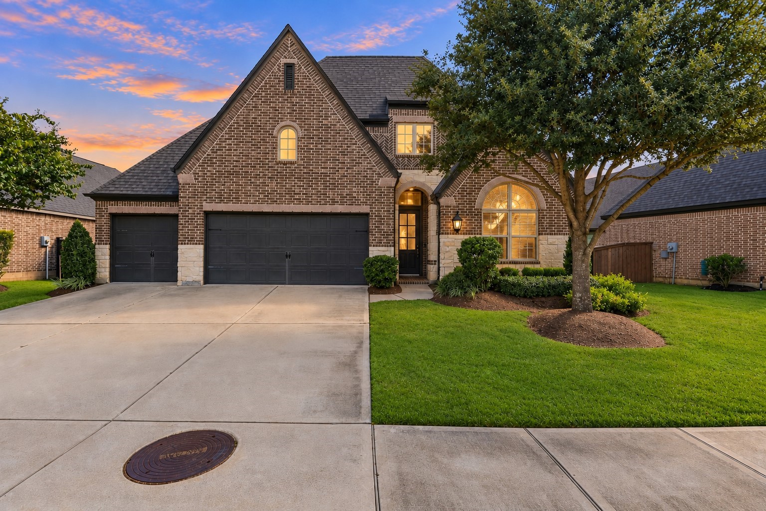 2614 Country Lane Property Photo 1