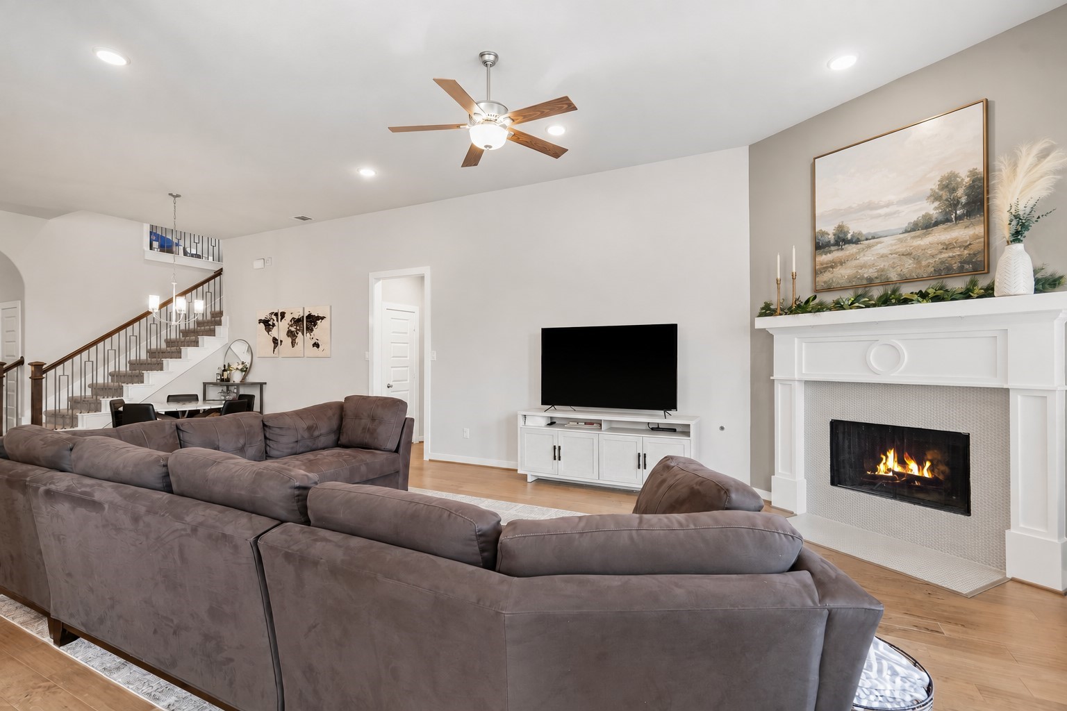 2614 Country Lane Property Photo 8