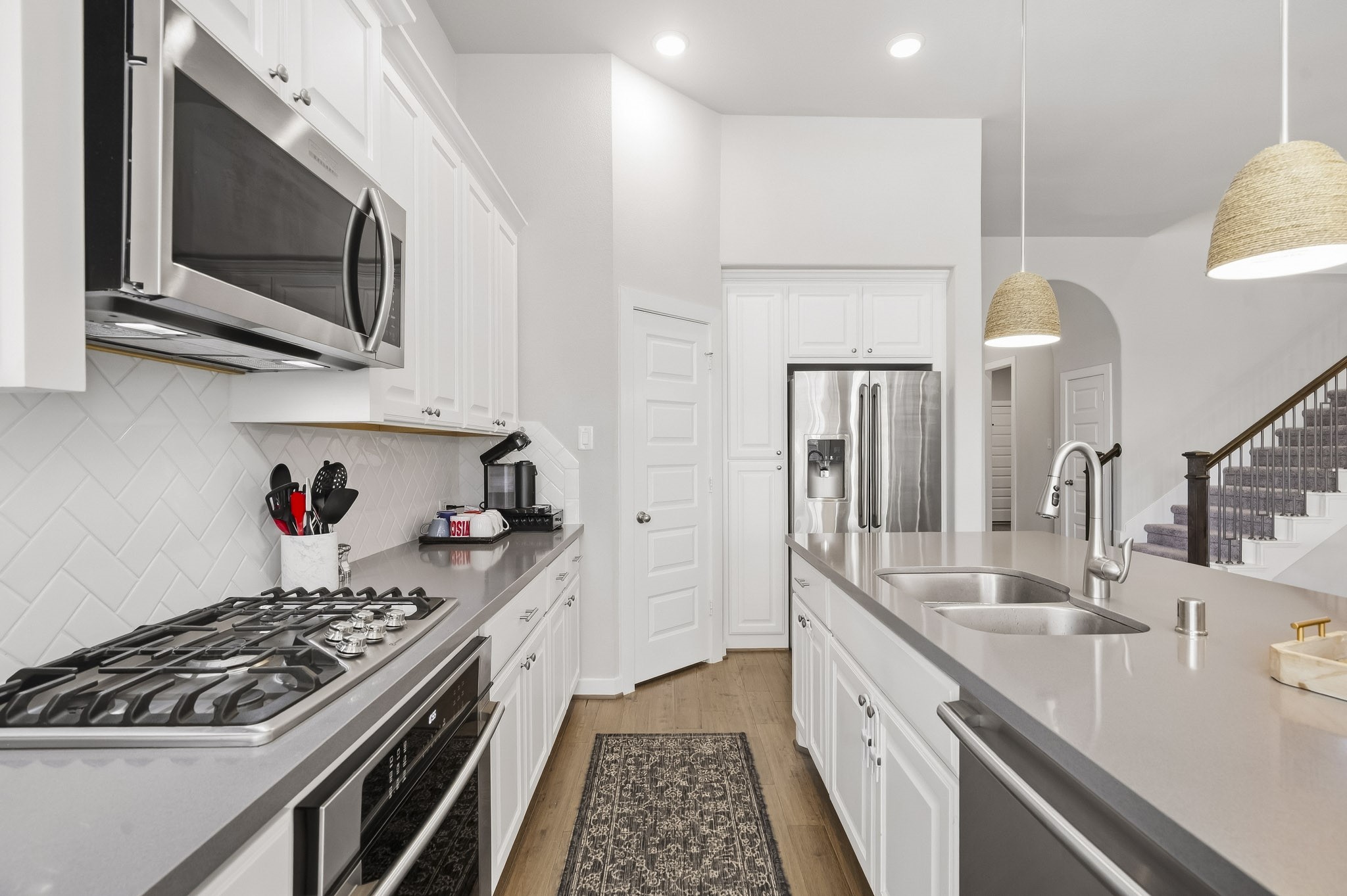 2614 Country Lane Property Photo 13