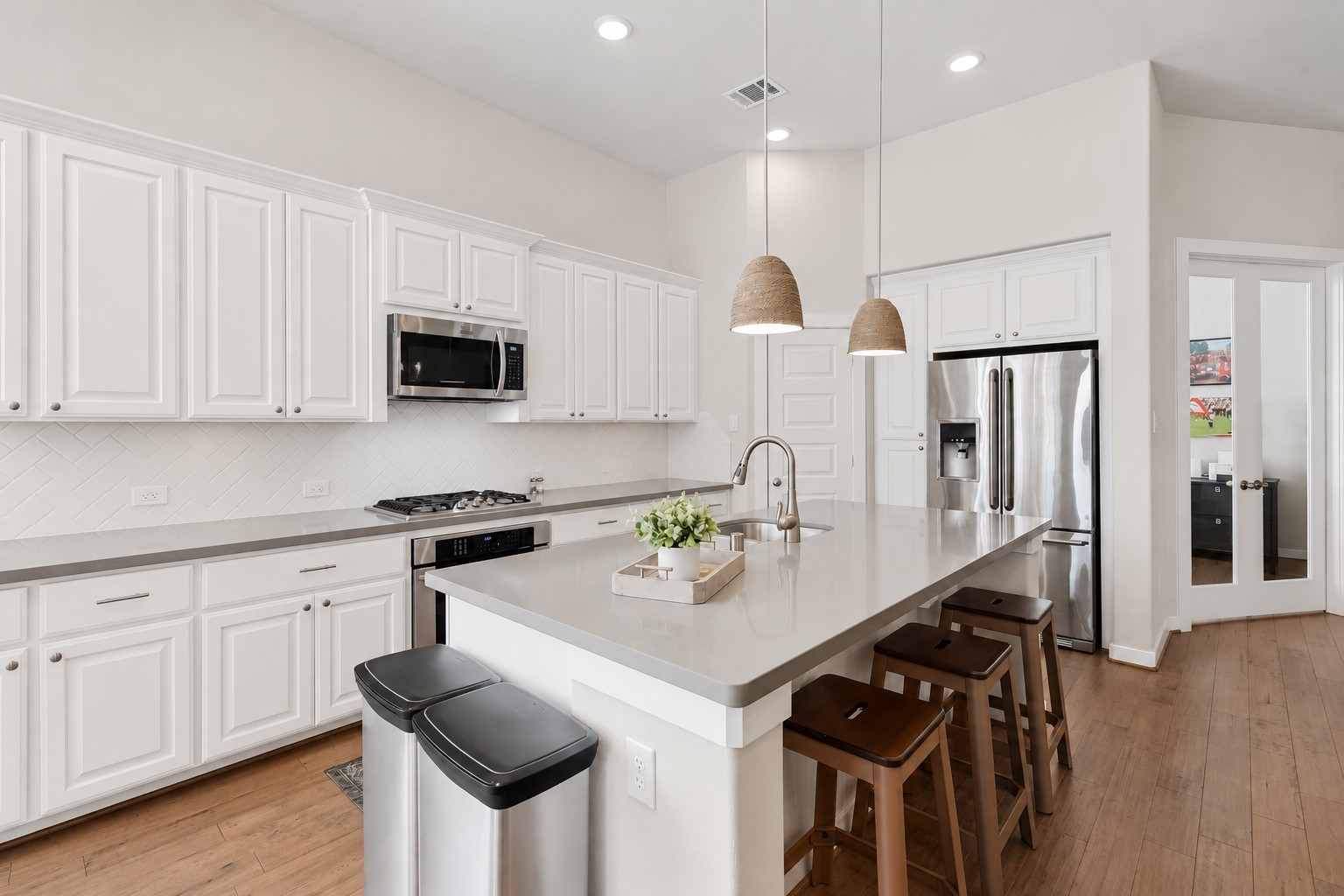2614 Country Lane Property Photo 14