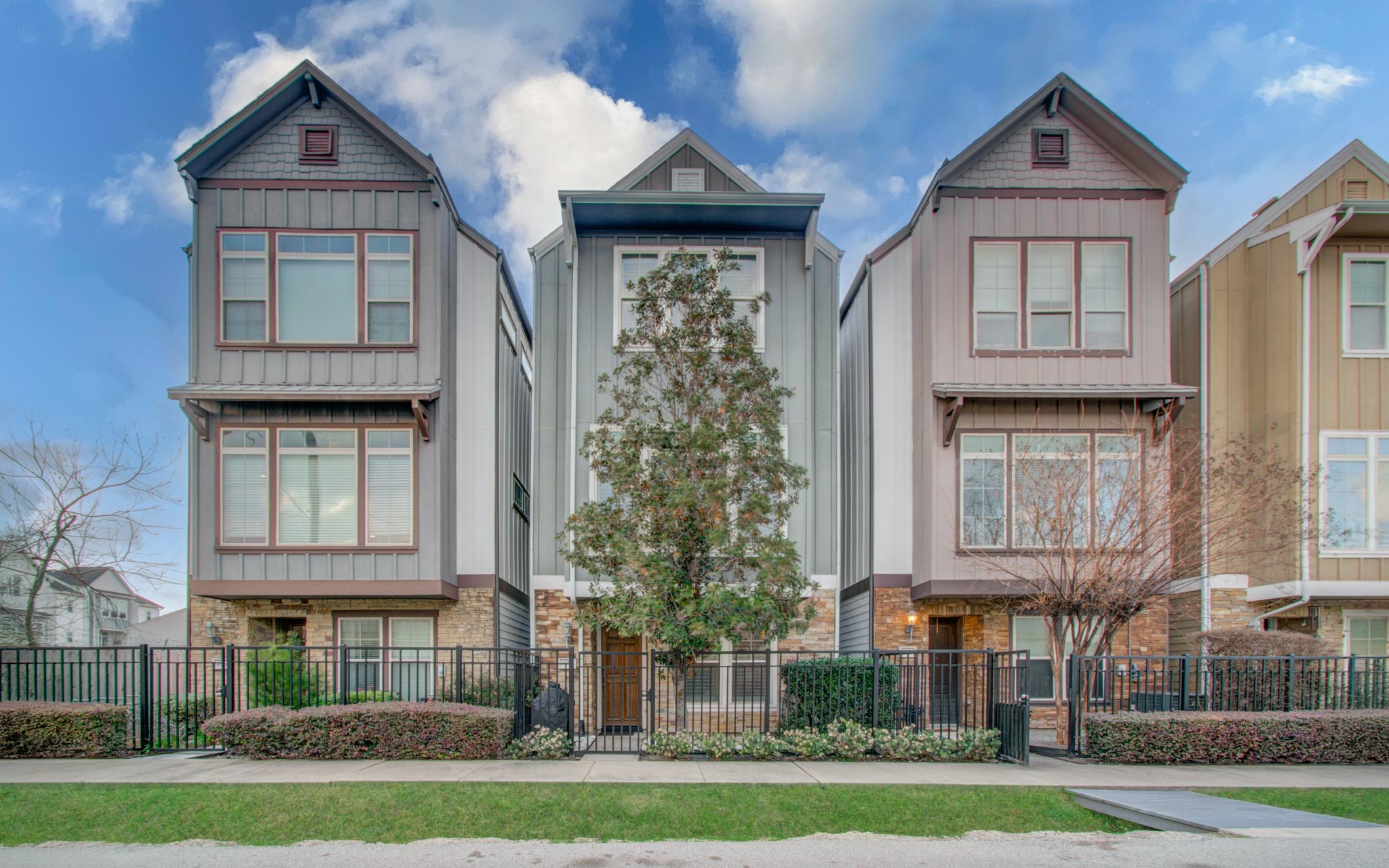 4550 Eli Street Property Photo 1