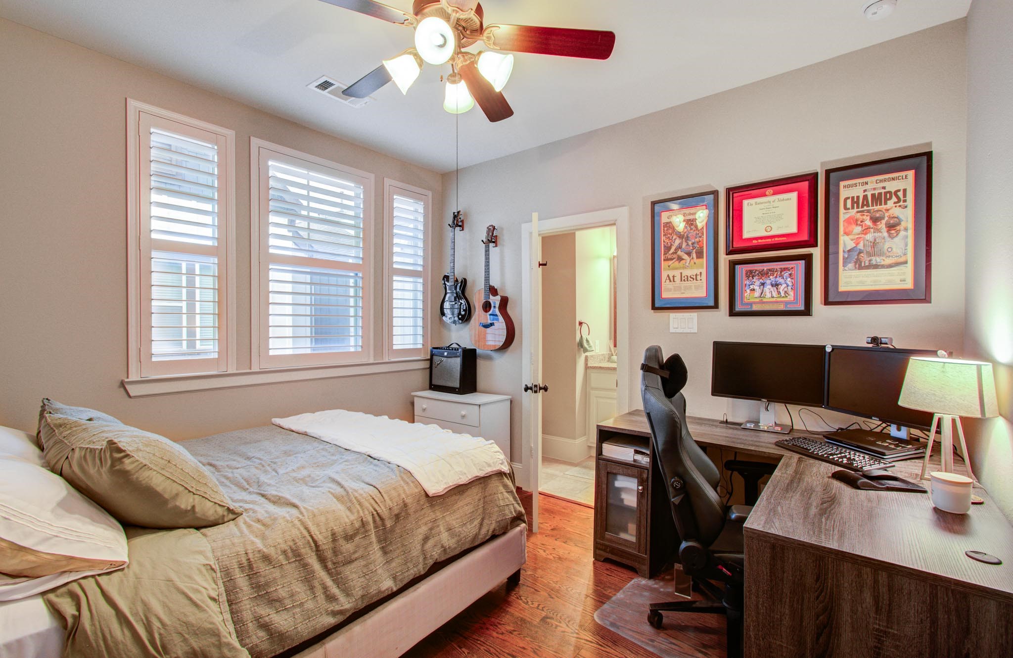4550 Eli Street Property Photo 14