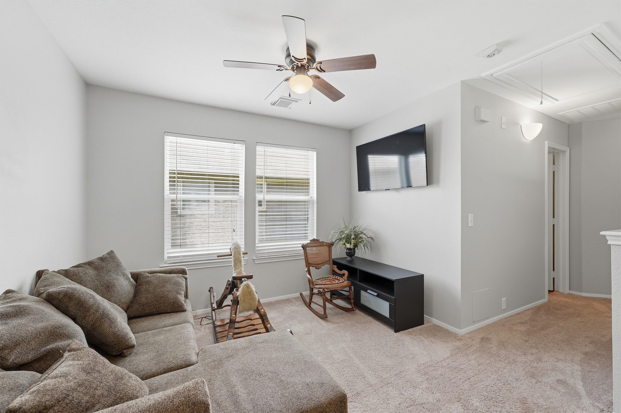 2903 Edgewick Elm Street Property Photo 15