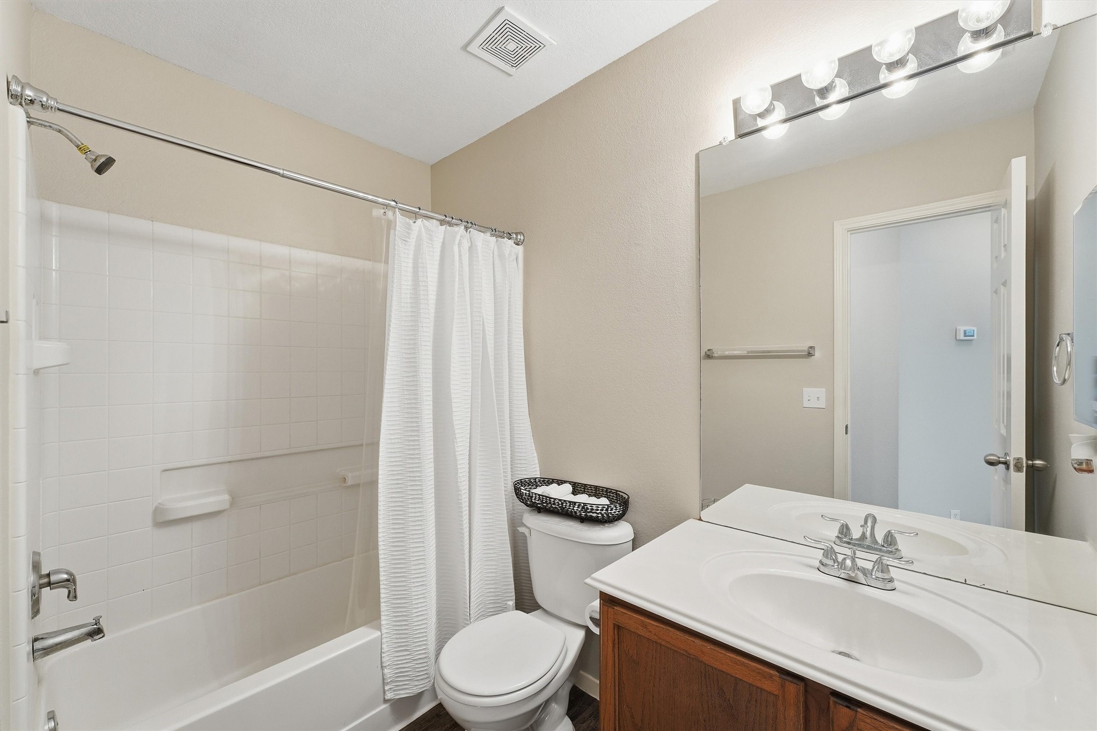 2903 Edgewick Elm Street Property Photo 20