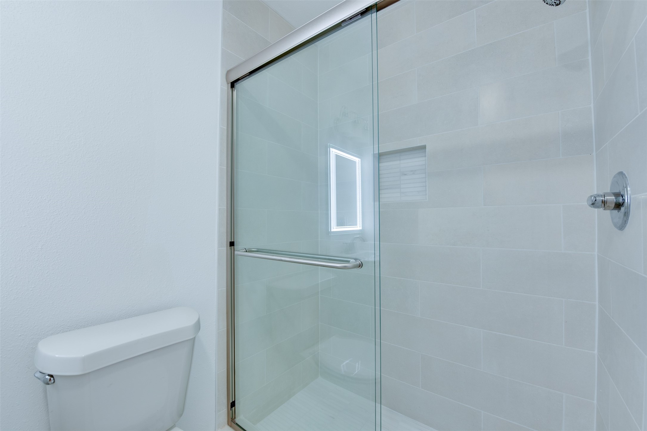 2413 Woodgate Street Property Photo 23