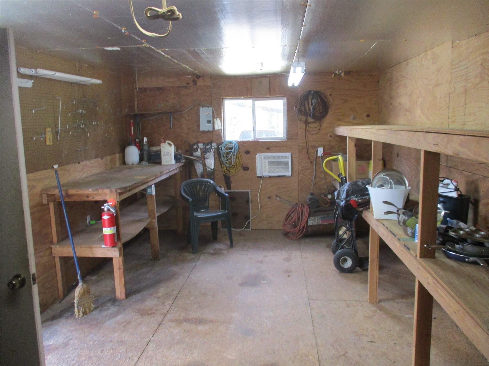 356 White Oak Cove Property Photo 10