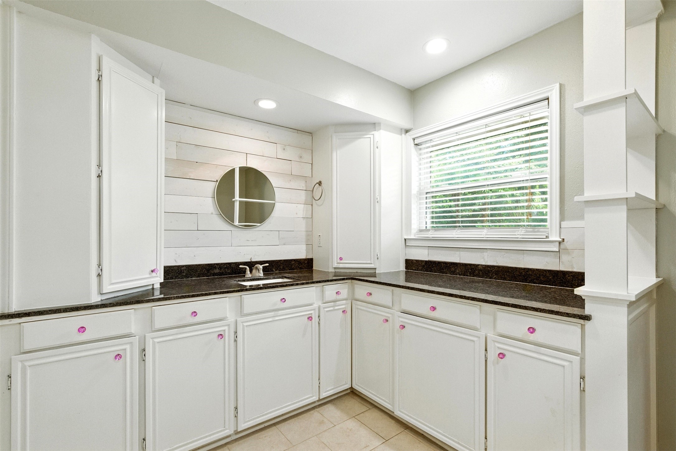 19806 Sagging Oaks Drive Property Photo 17