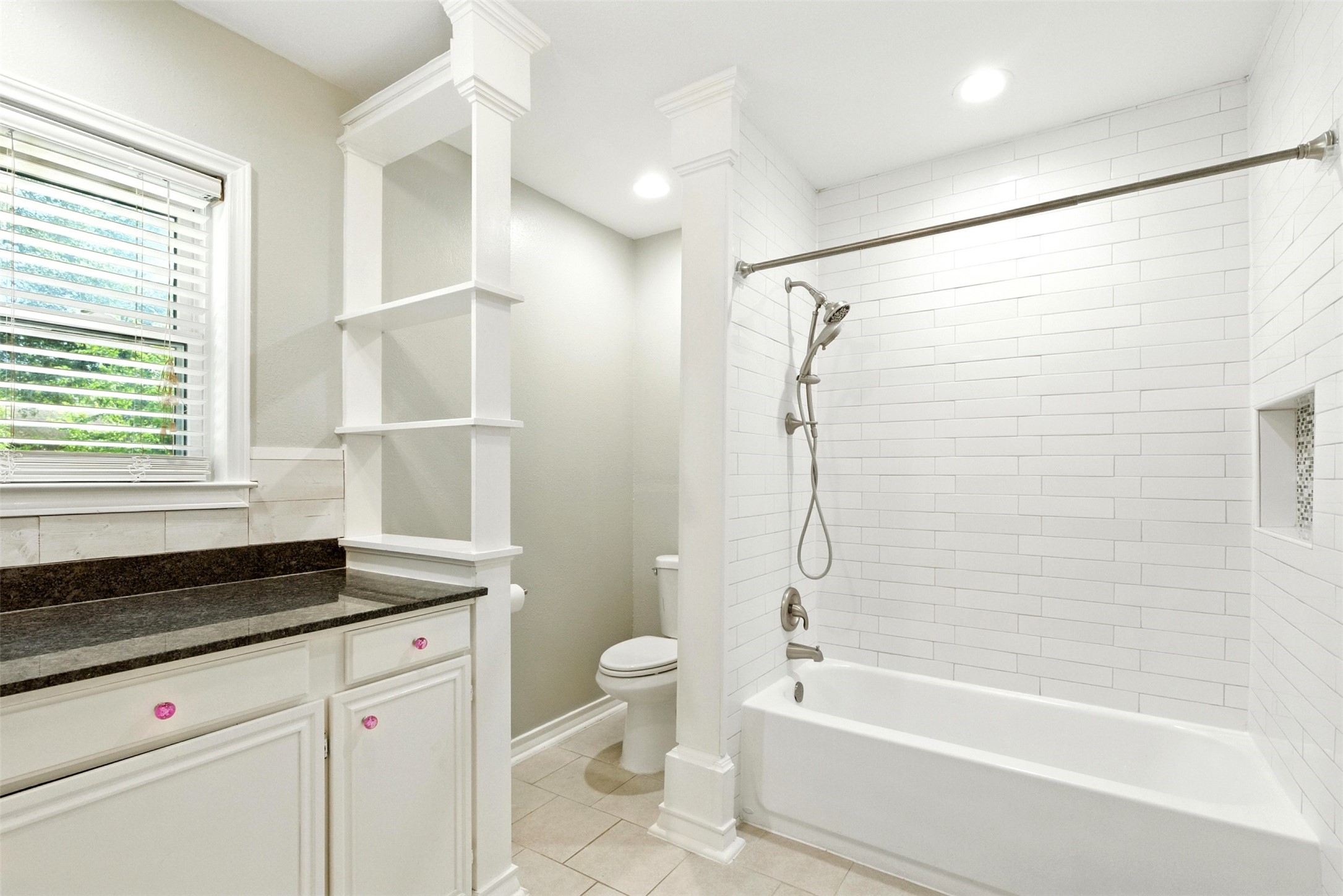 19806 Sagging Oaks Drive Property Photo 18