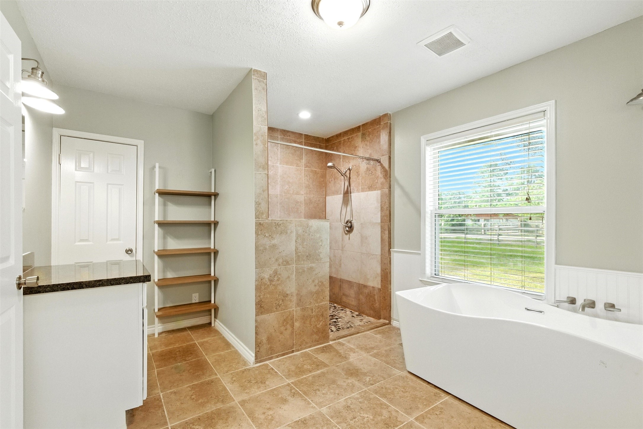 19806 Sagging Oaks Drive Property Photo 24