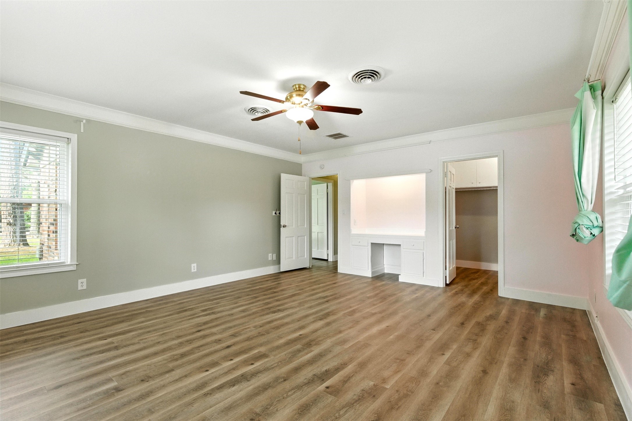 19806 Sagging Oaks Drive Property Photo 31