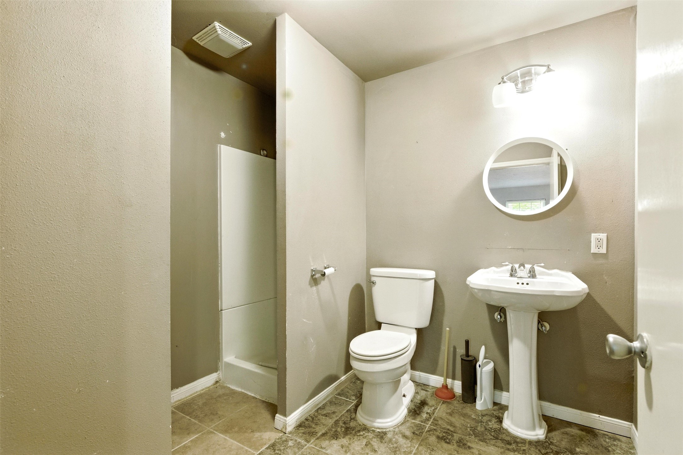 19806 Sagging Oaks Drive Property Photo 37