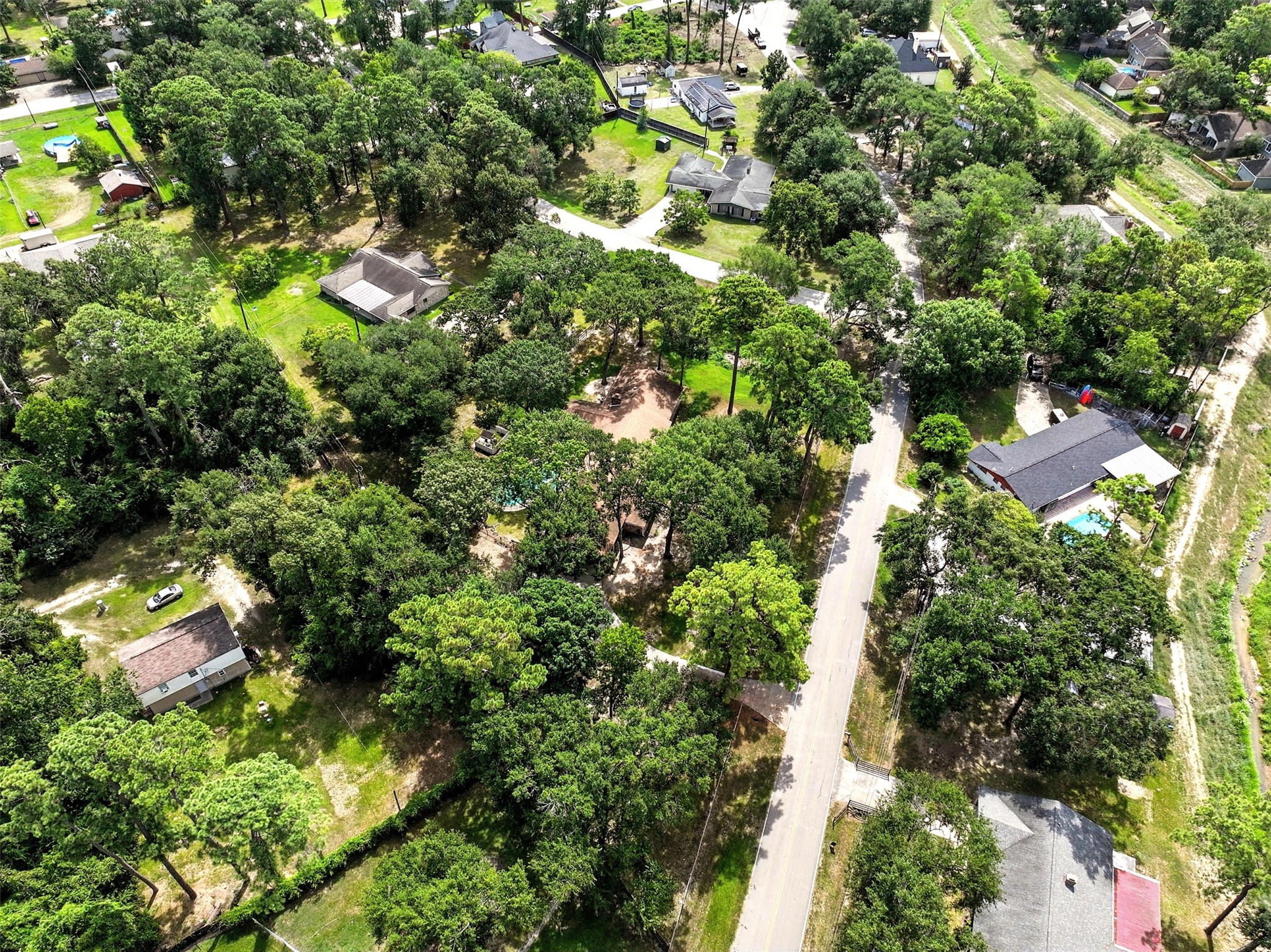 19806 Sagging Oaks Drive Property Photo 40