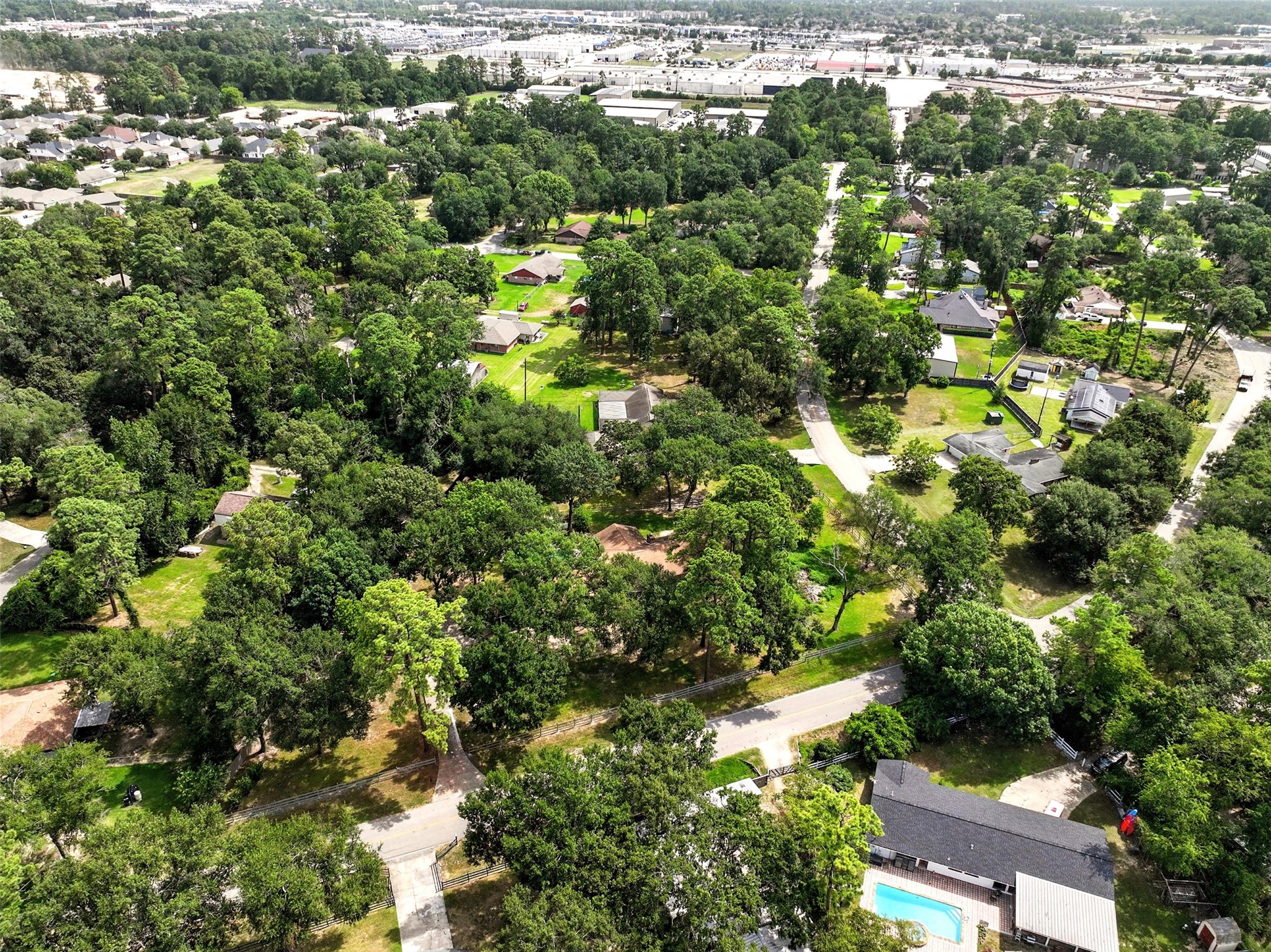 19806 Sagging Oaks Drive Property Photo 41