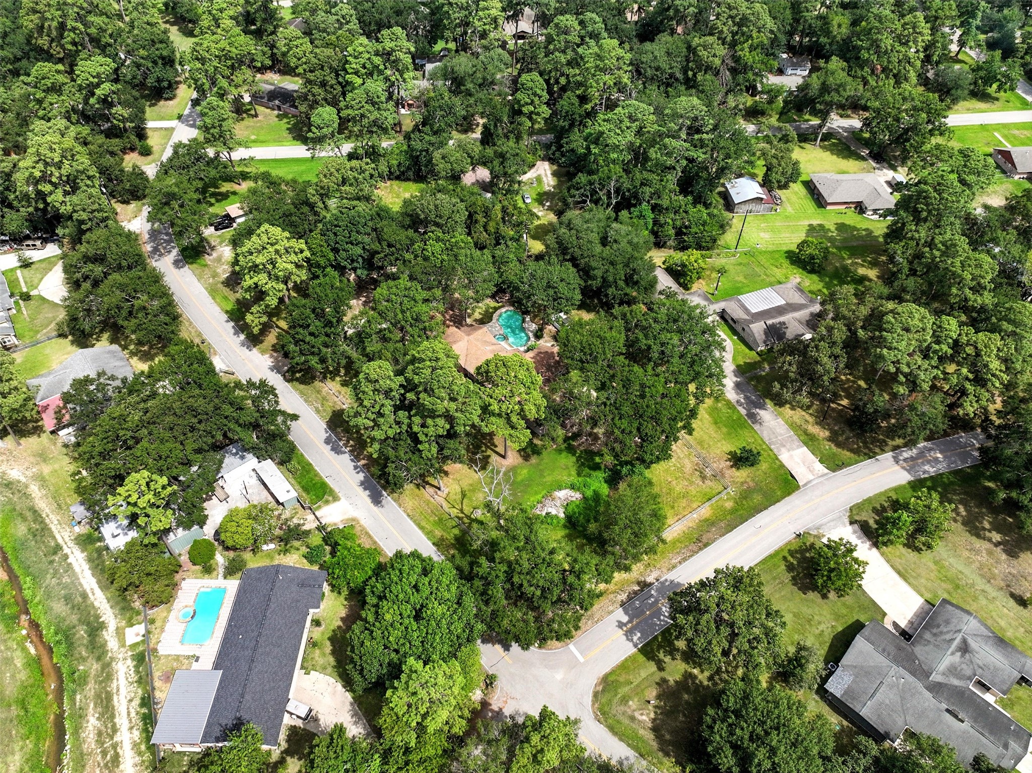 19806 Sagging Oaks Drive Property Photo 42