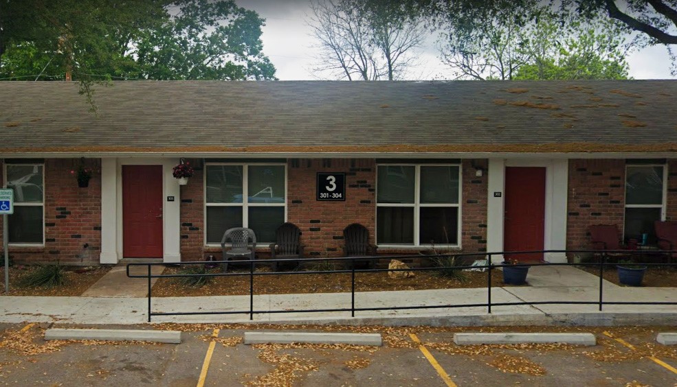 1910 Wilson St Property Photo 7
